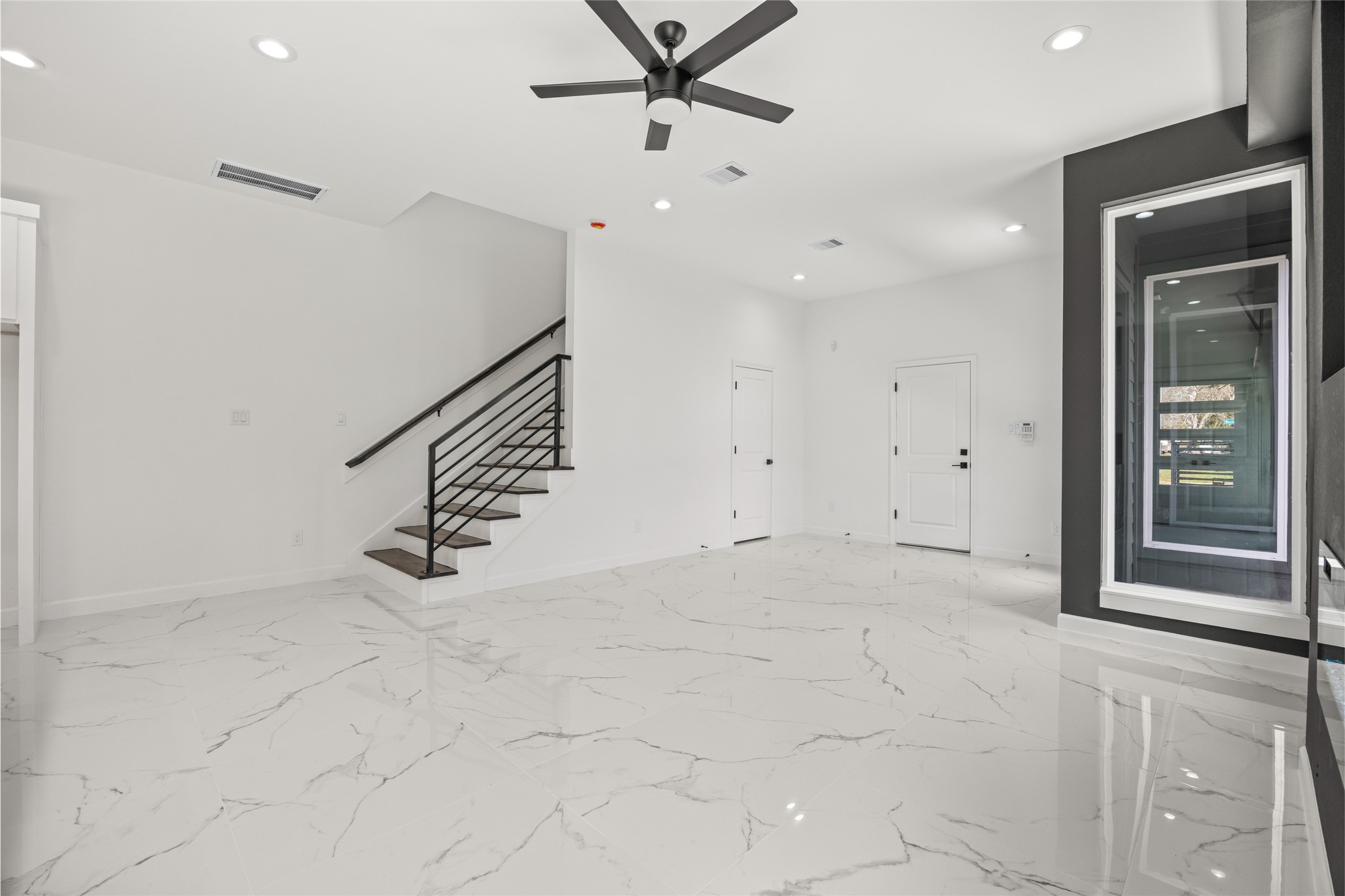 5110 Westover Street Property Photo 5