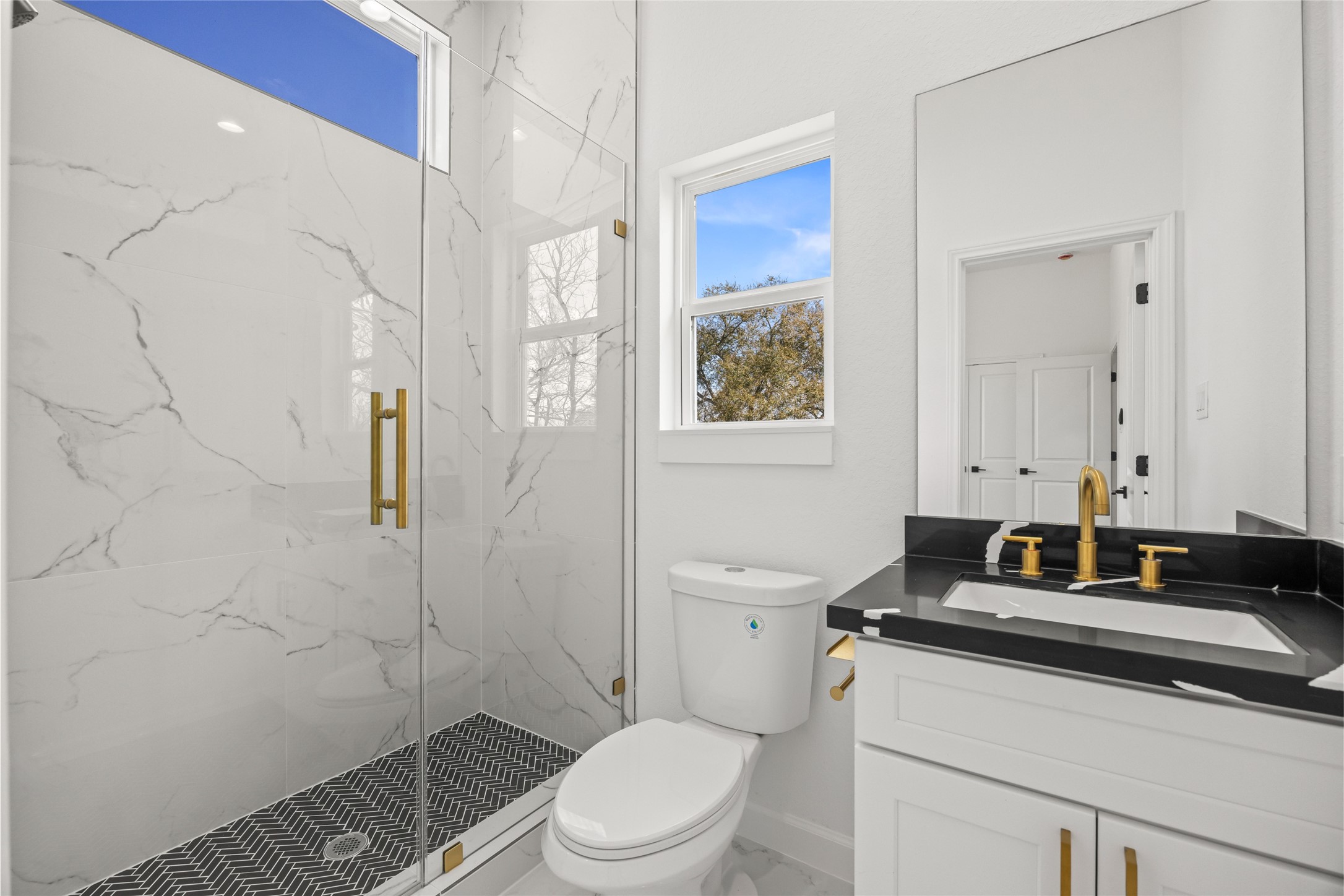 5110 Westover Street Property Photo 13