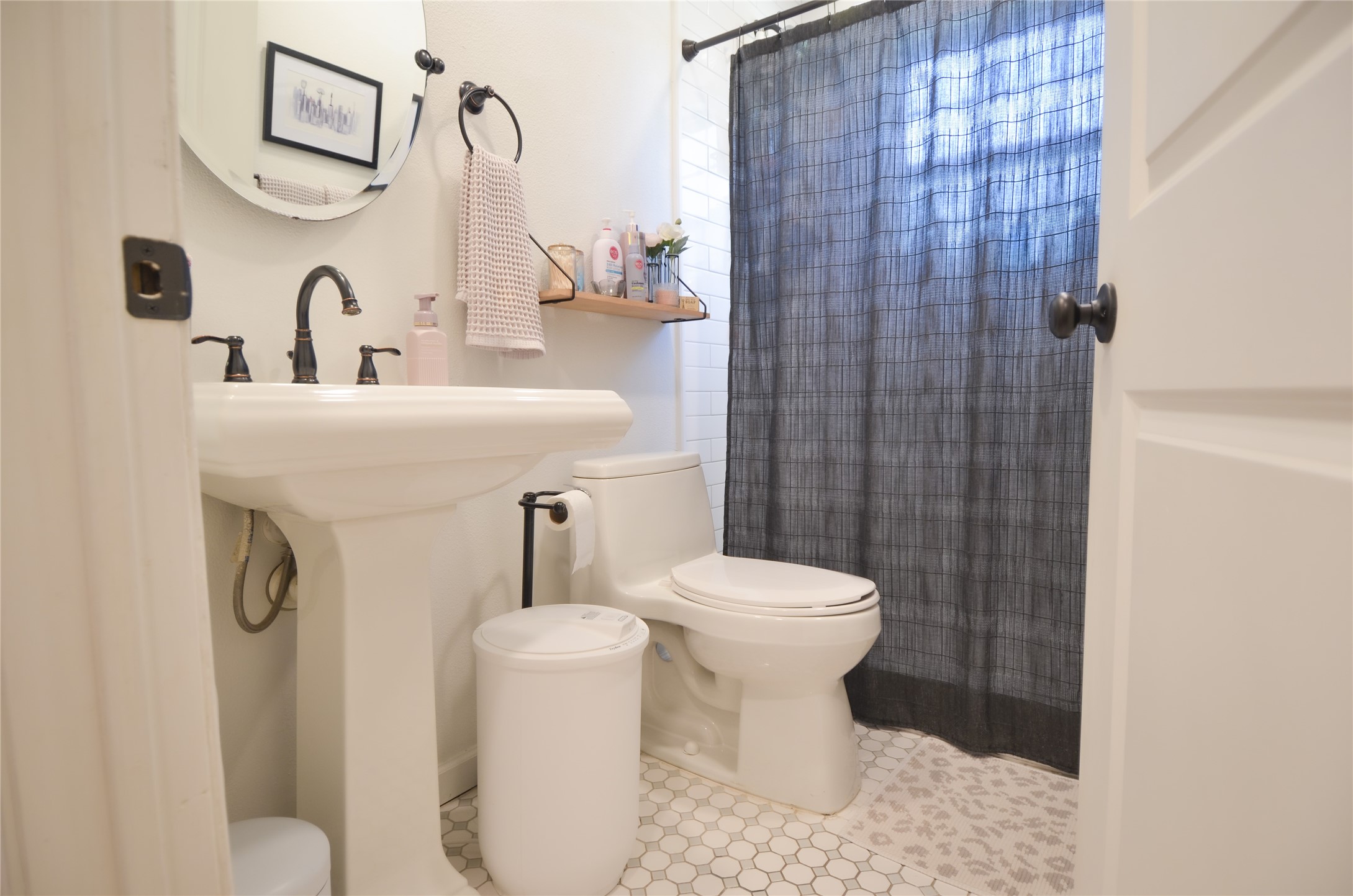219 W 30th Street 1a Property Photo 14