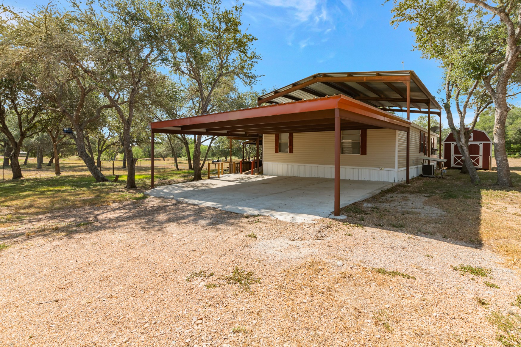 233 Ranch Road Property Photo 4