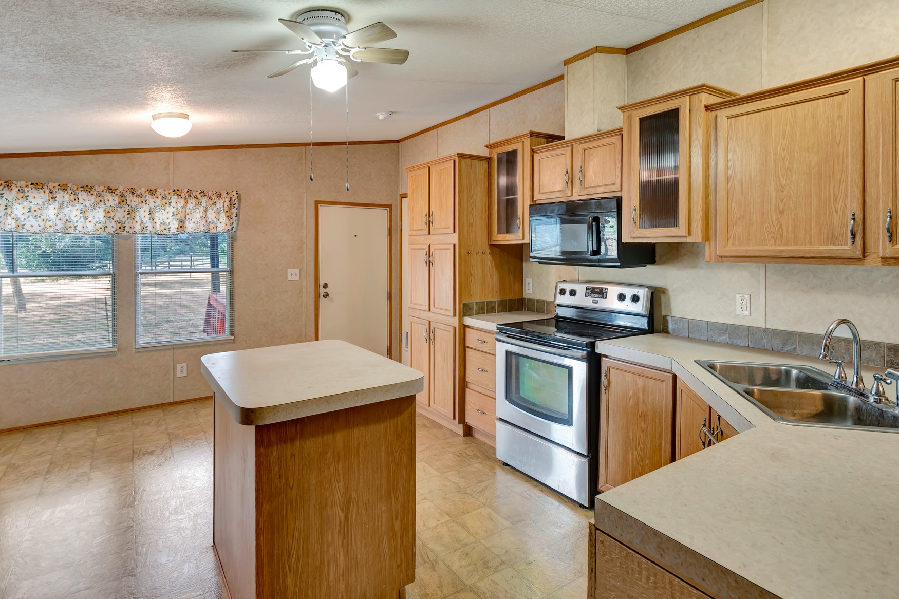 233 Ranch Road Property Photo 12