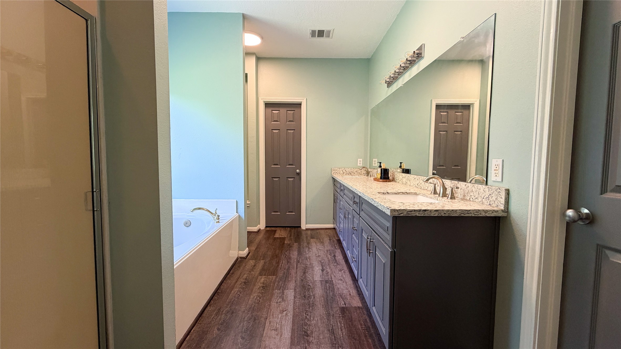 6415 Pollard Drive Property Photo 14