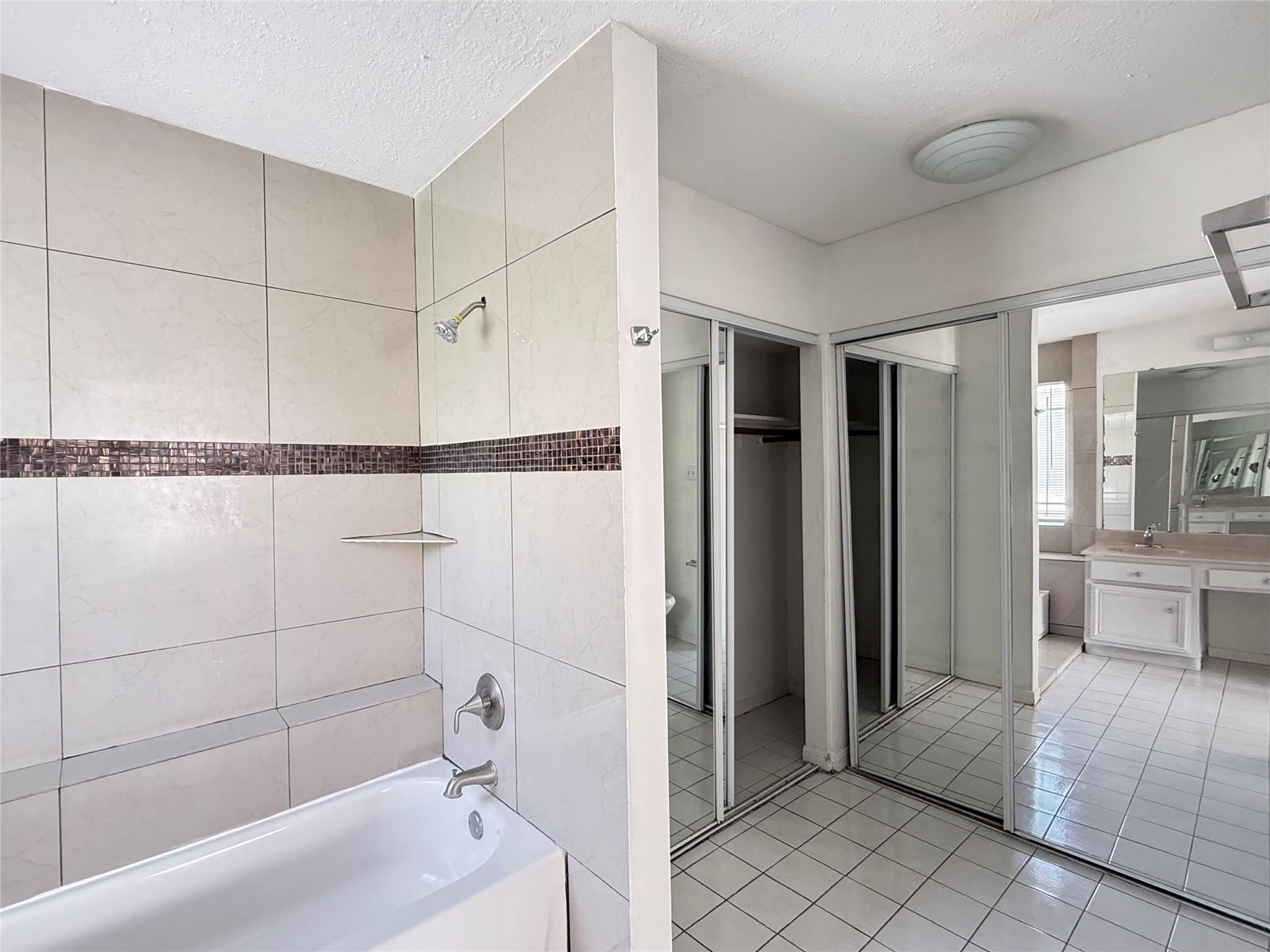 10106 Pear Limb Drive Property Photo 14