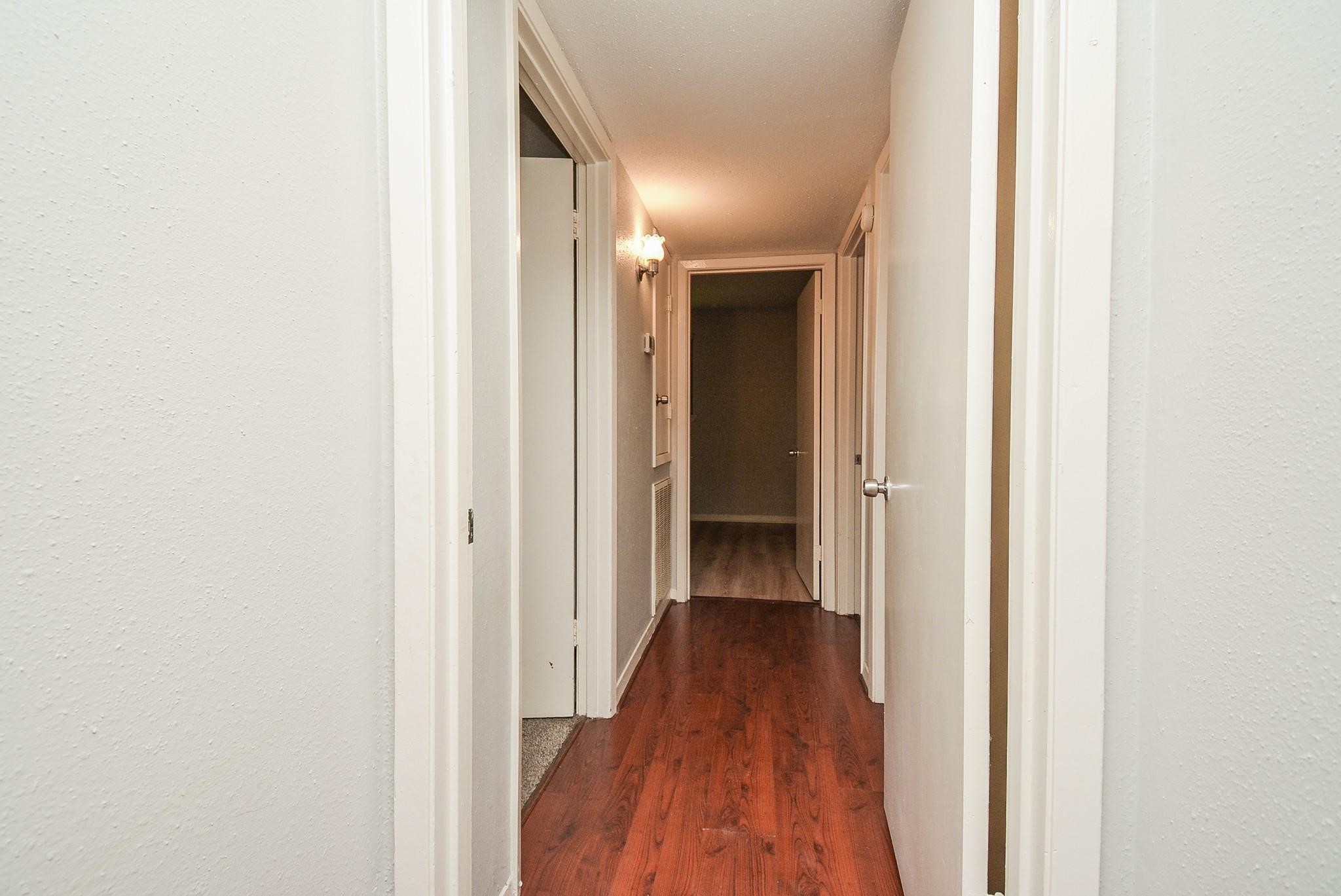 2506 Meandering Trail Property Photo 9