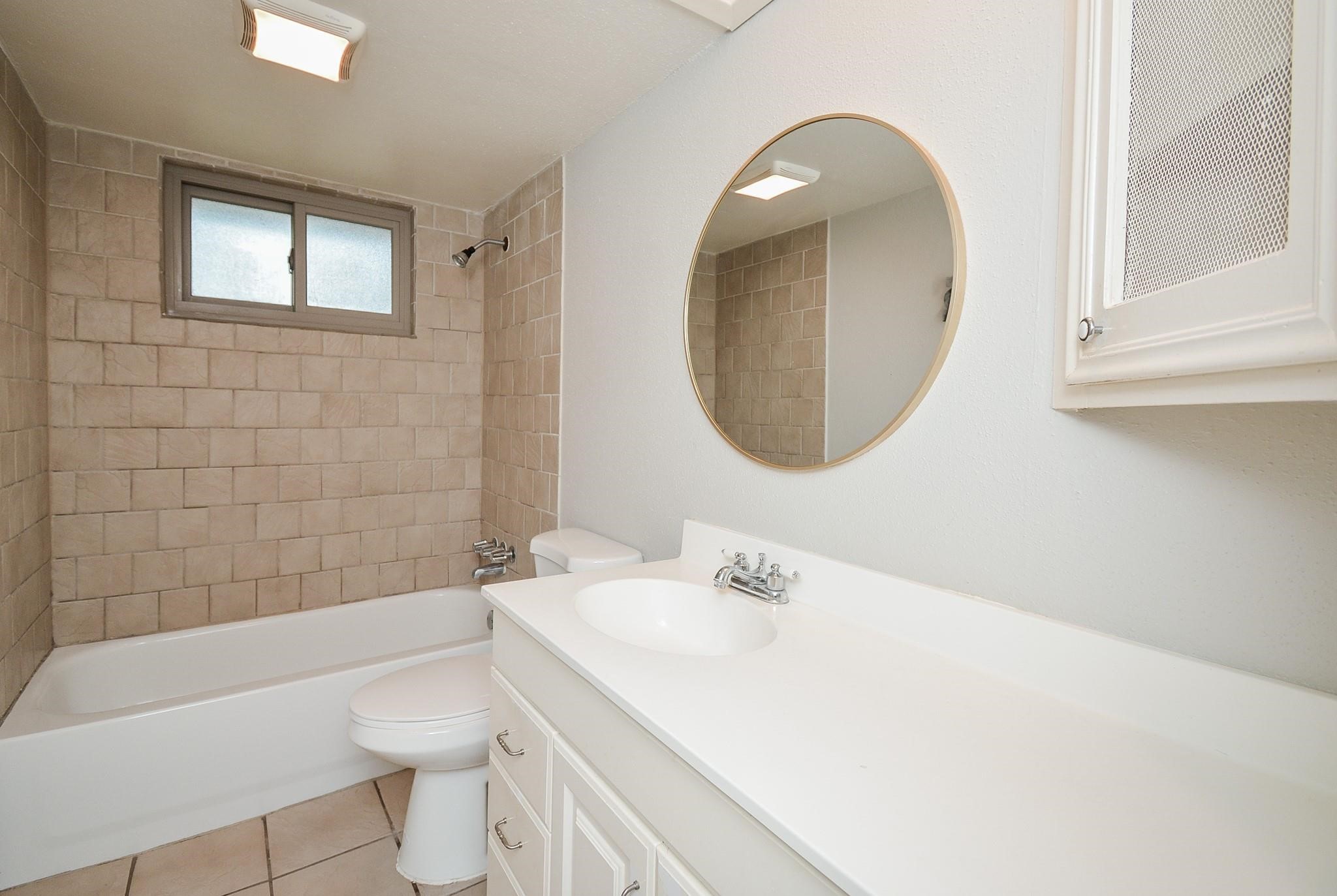 2506 Meandering Trail Property Photo 13