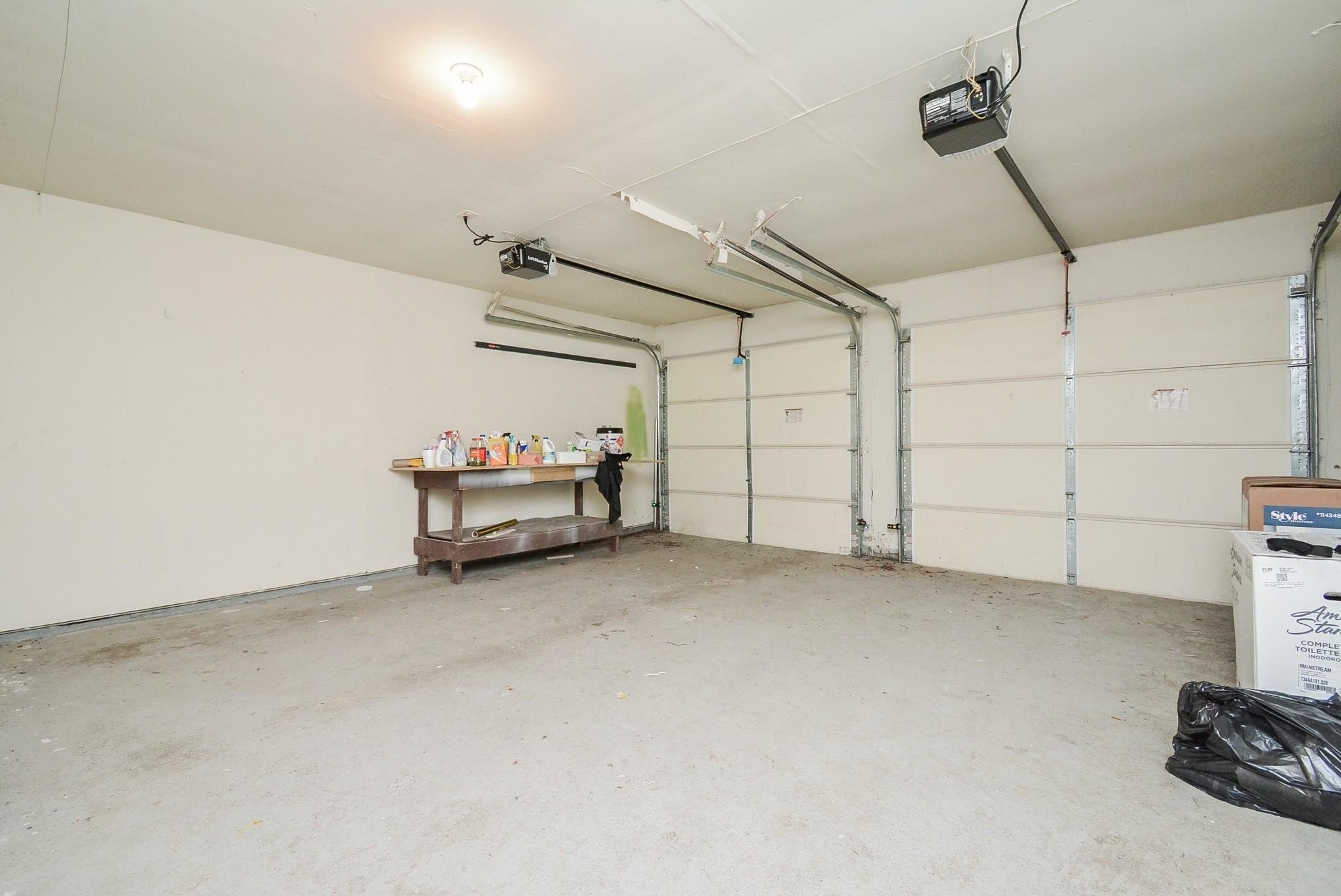 2506 Meandering Trail Property Photo 16