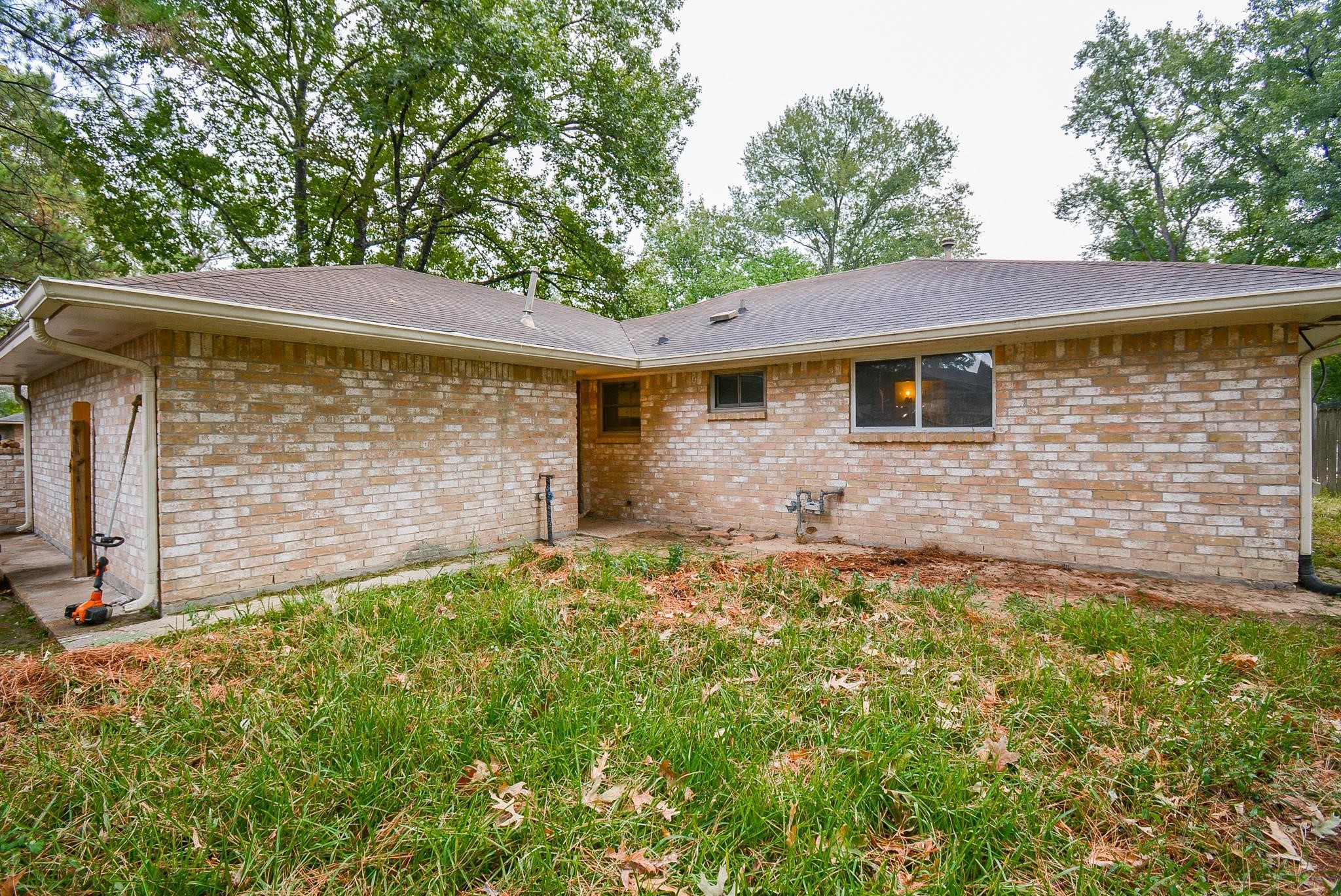 2506 Meandering Trail Property Photo 20