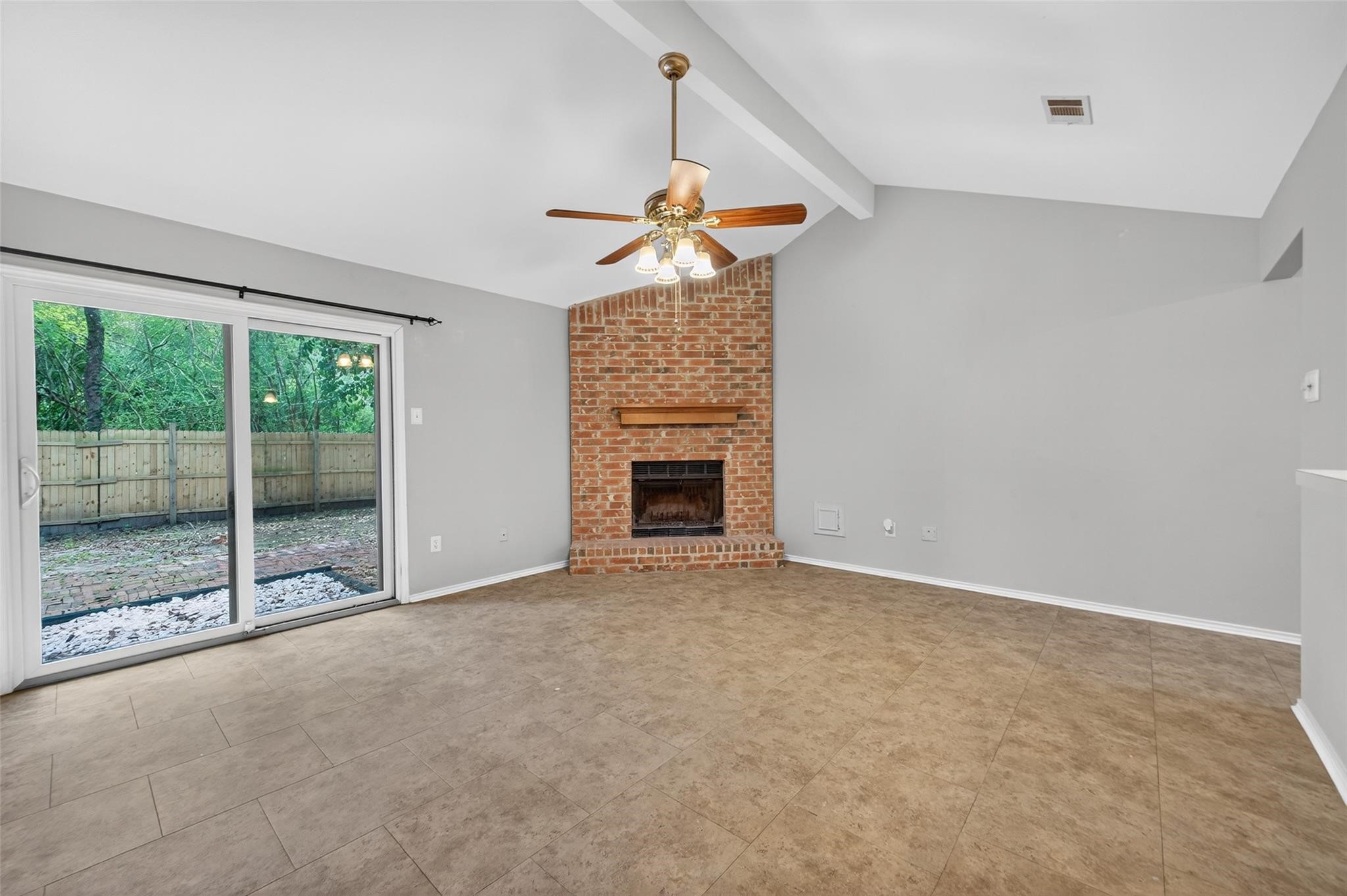 78 E Mistybreeze Circle Property Photo 3