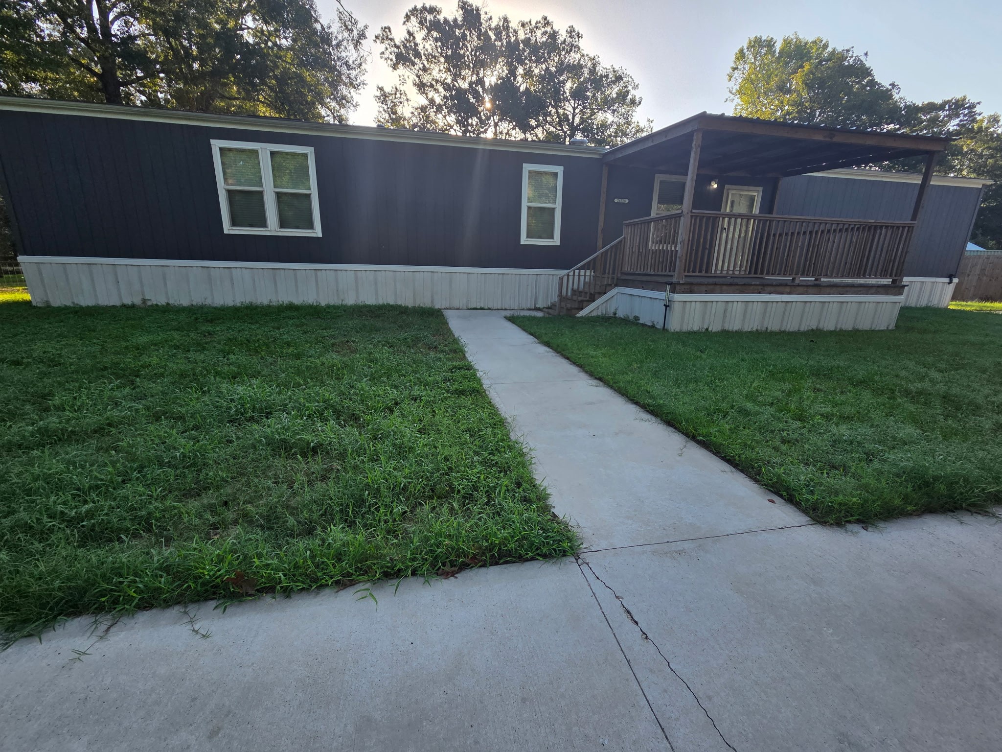 24328 Creekwood Property Photo 1