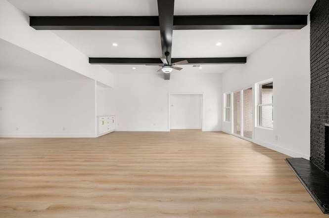 5518 Beechnut Street Property Photo 11