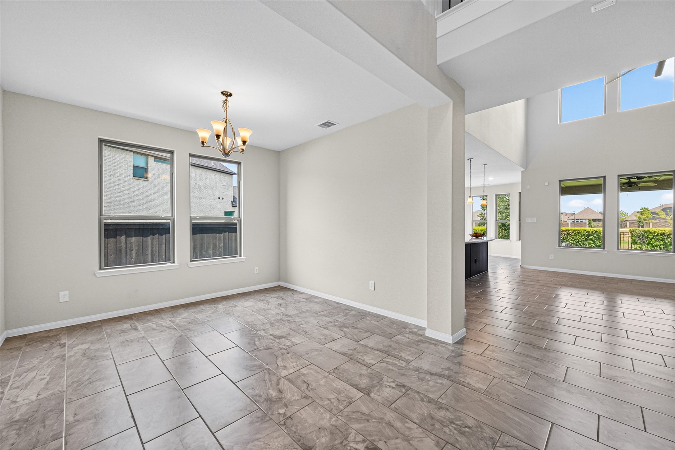 923 Orange Zest Lane Property Photo 5