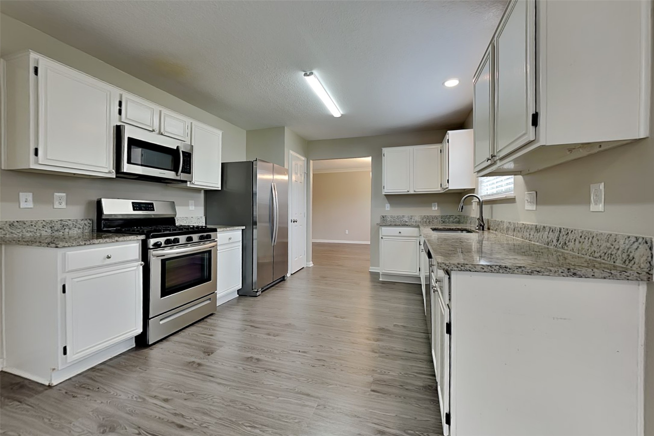2203 Pincher Creek Drive Property Photo 4