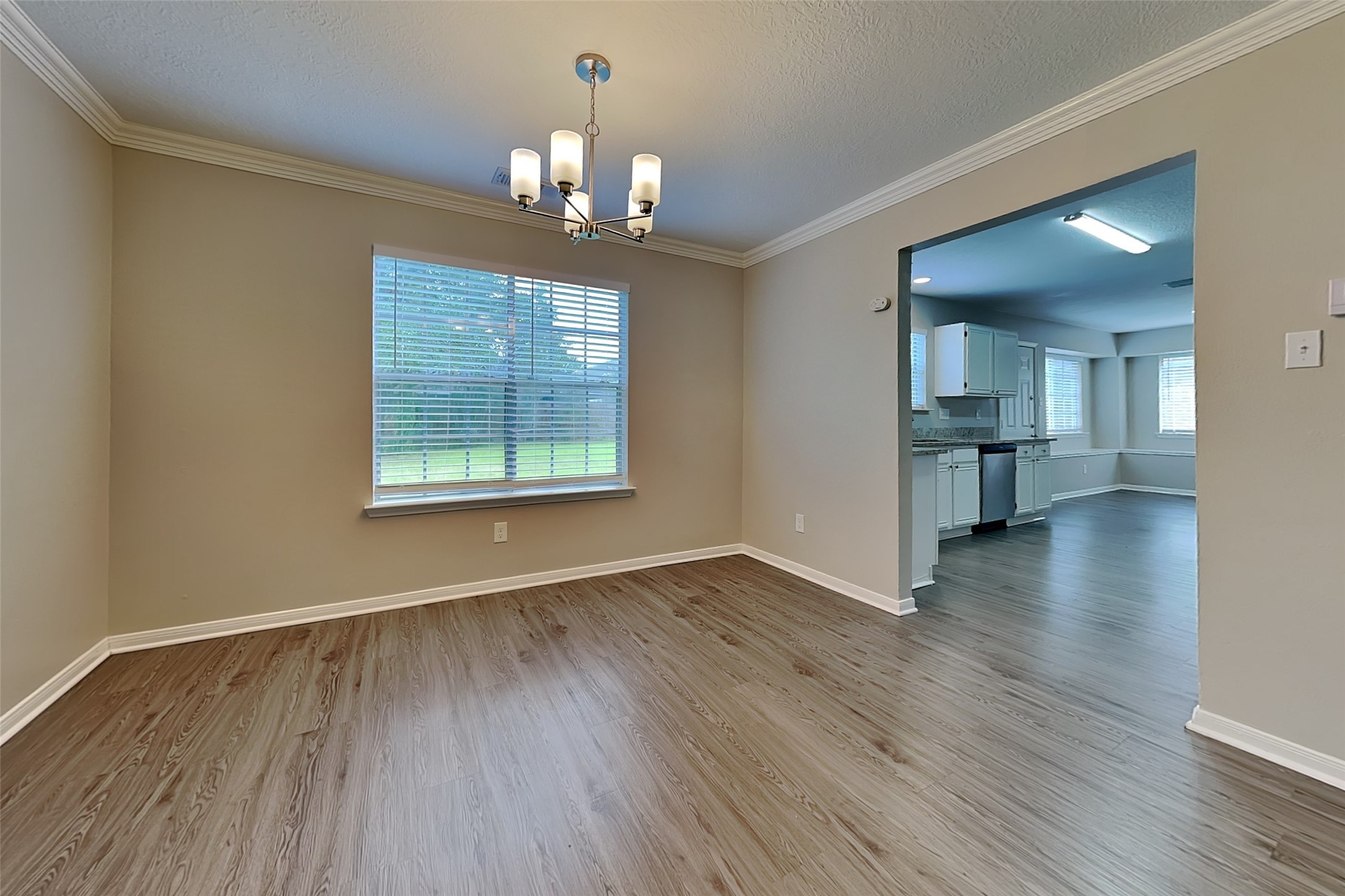 2203 Pincher Creek Drive Property Photo 6