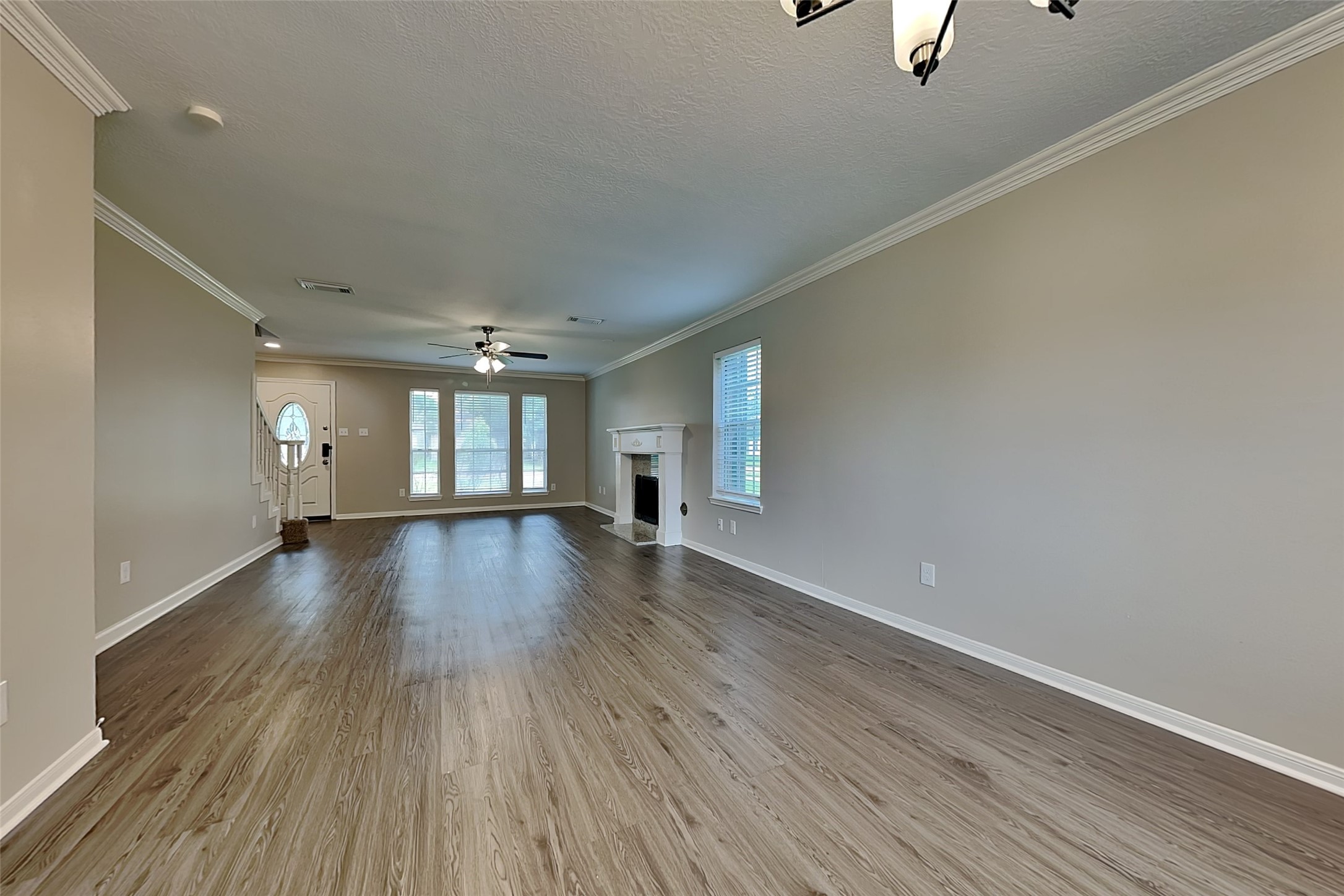 2203 Pincher Creek Drive Property Photo 7