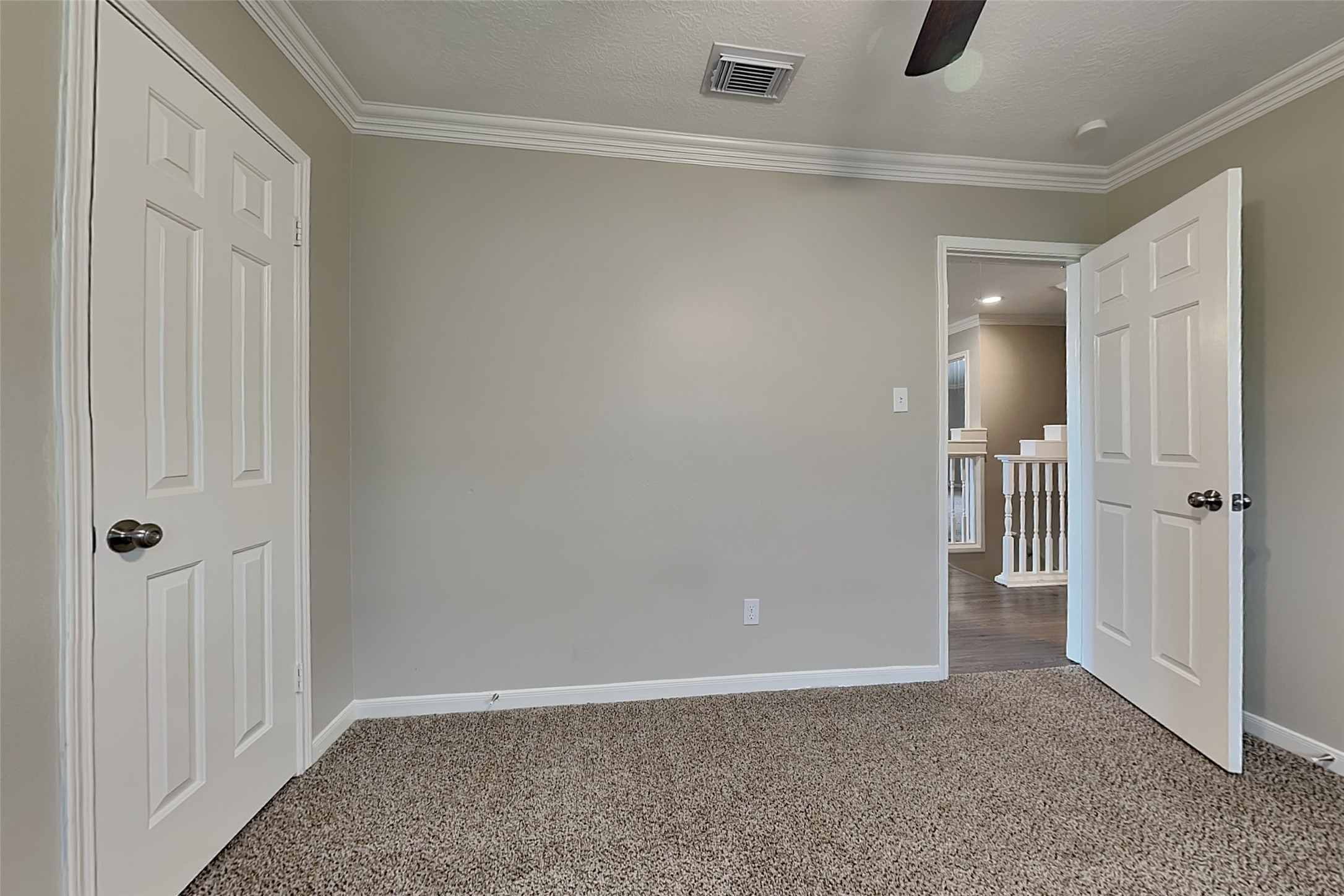 2203 Pincher Creek Drive Property Photo 12