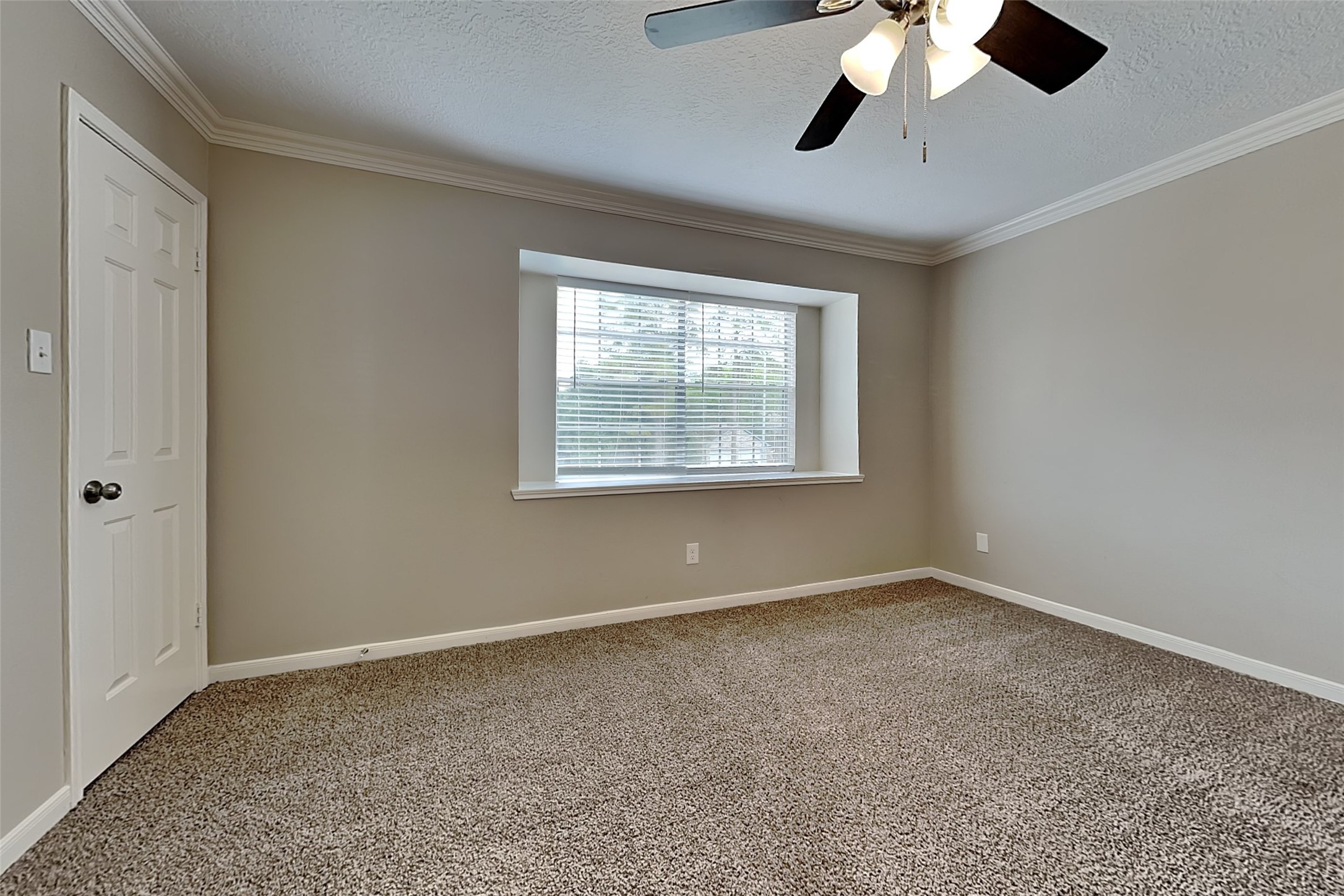 2203 Pincher Creek Drive Property Photo 14