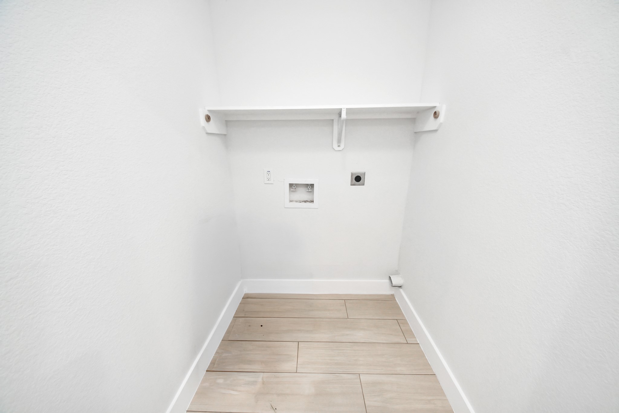 10521 Chesterfield Drive Property Photo 18