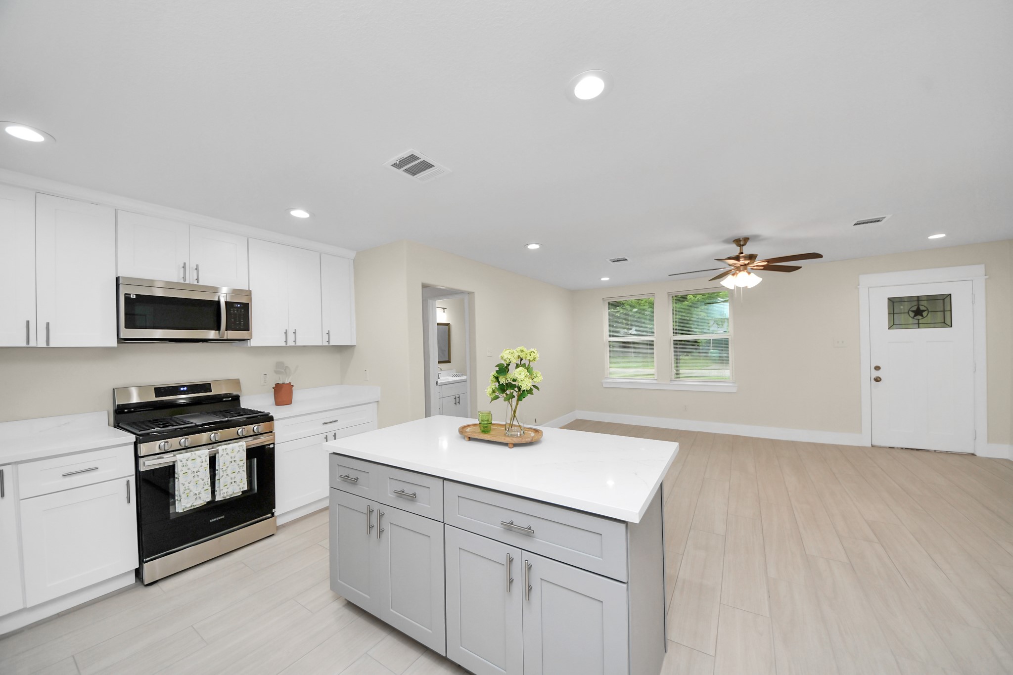 10521 Chesterfield Drive Property Photo 20