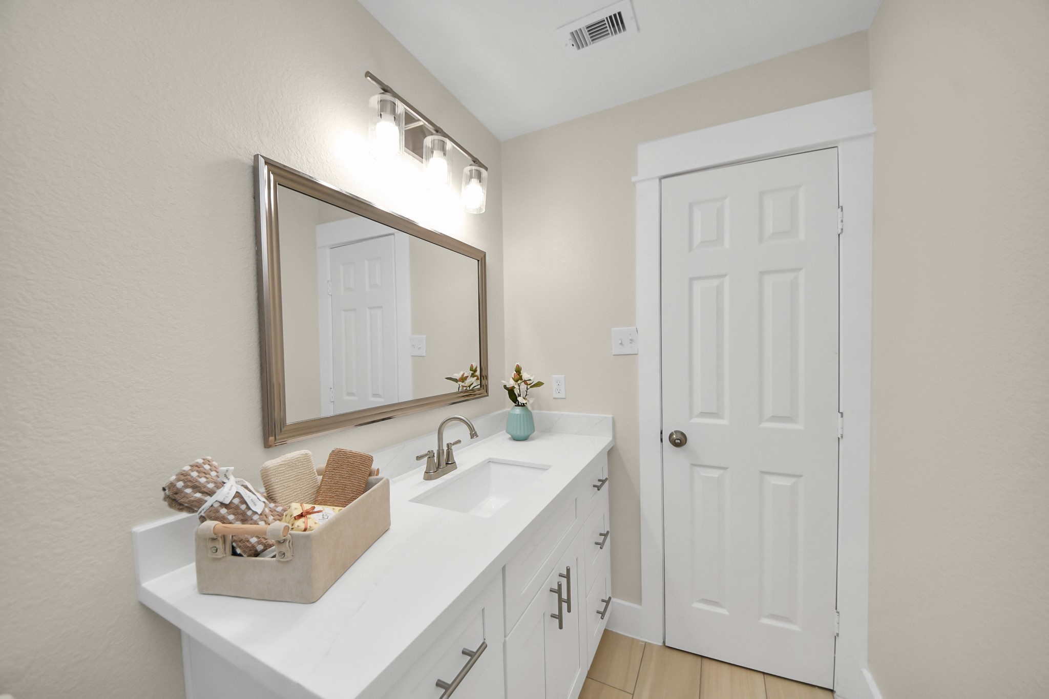 10521 Chesterfield Drive Property Photo 31