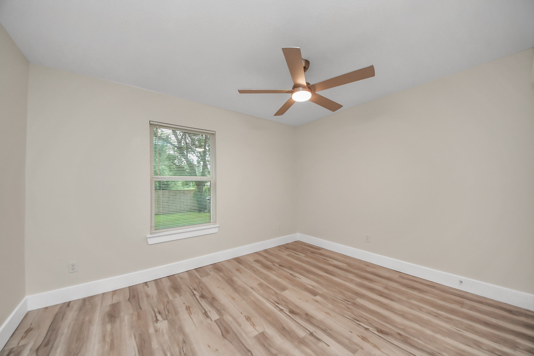 10521 Chesterfield Drive Property Photo 36