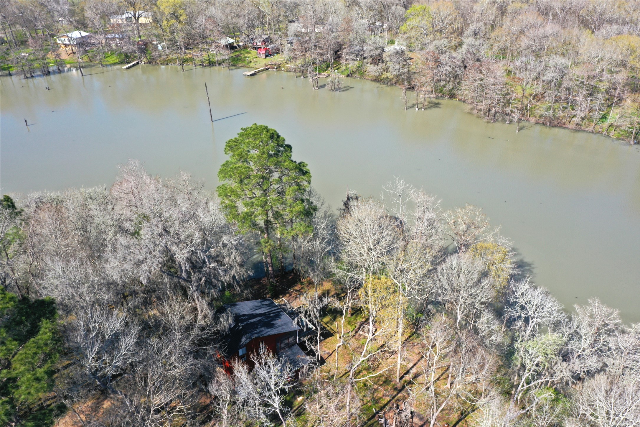 401 County Road 2869 Property Photo