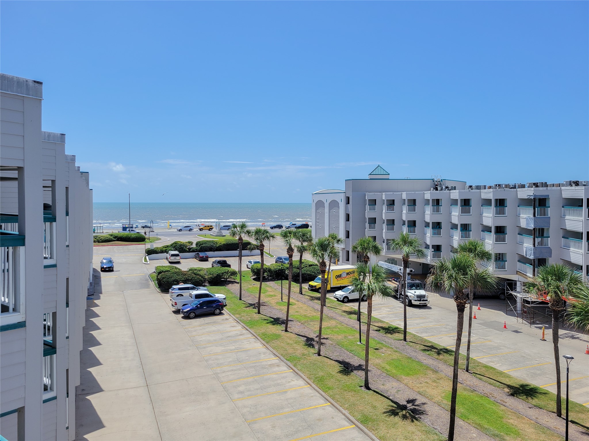 6102 Seawall Boulevard 330 Property Photo 6