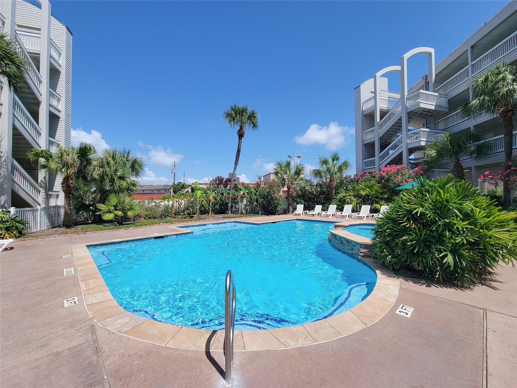 6102 Seawall Boulevard 330 Property Photo 13