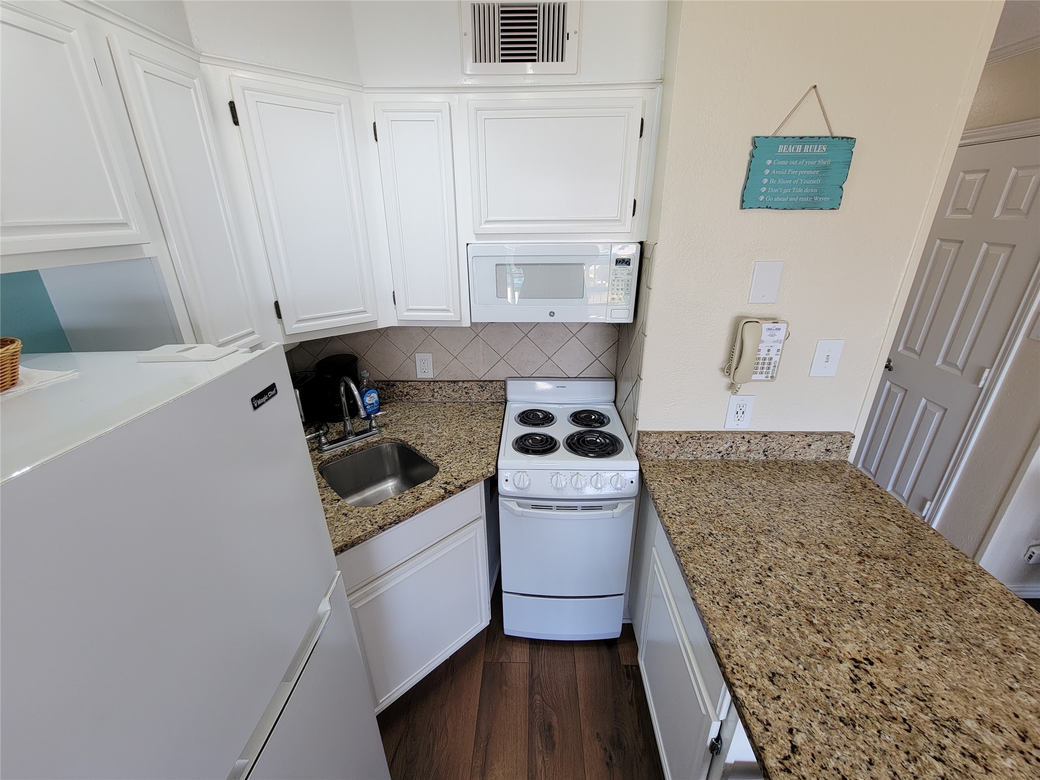 6102 Seawall Boulevard 330 Property Photo 17