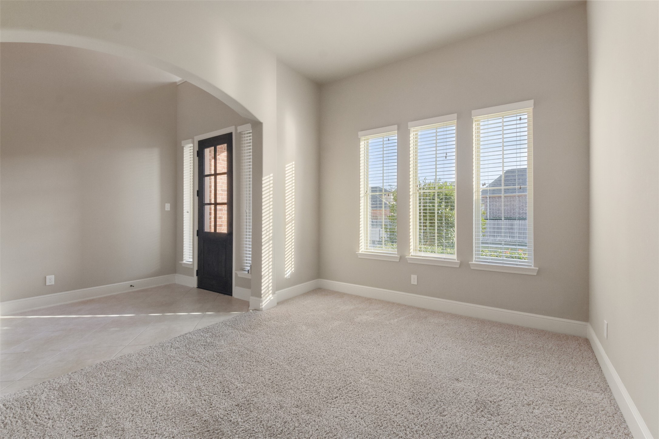 32007 Eagle Nest Lane Property Photo 6