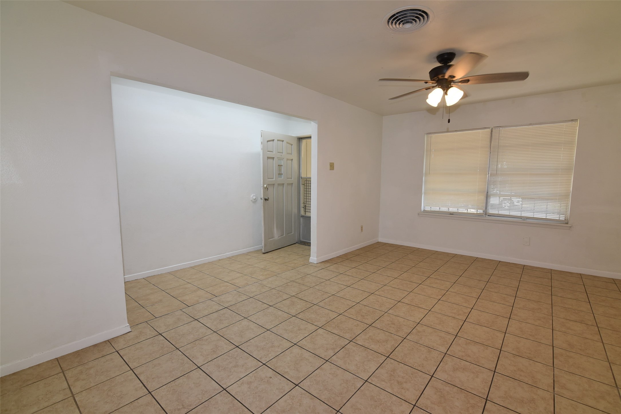 6414 Grape Street Property Photo 2