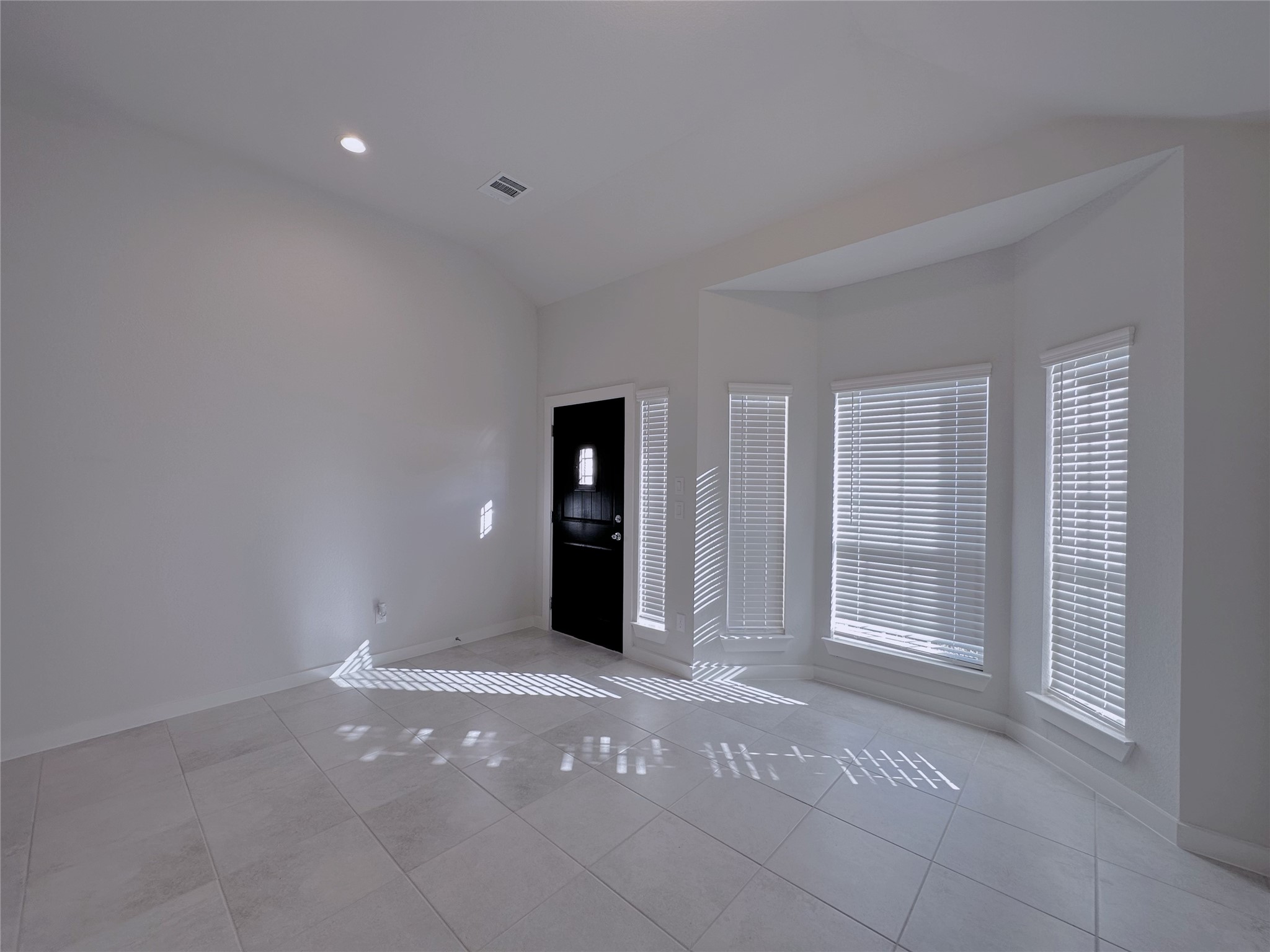 5214 Wyatt James Lane Property Photo 2