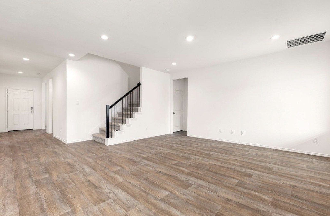 3023 Sycamore Run Lane Property Photo 3