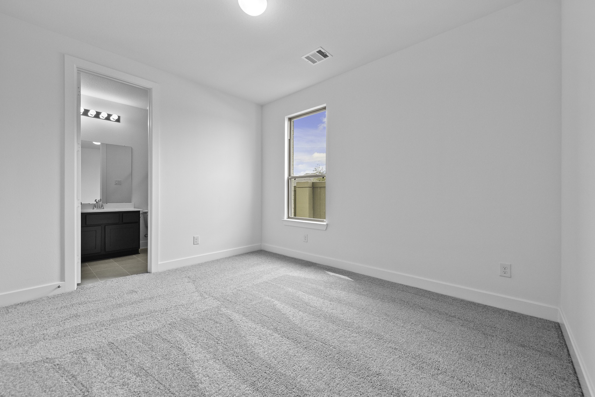 4722 Silo Shadow Way Property Photo 16