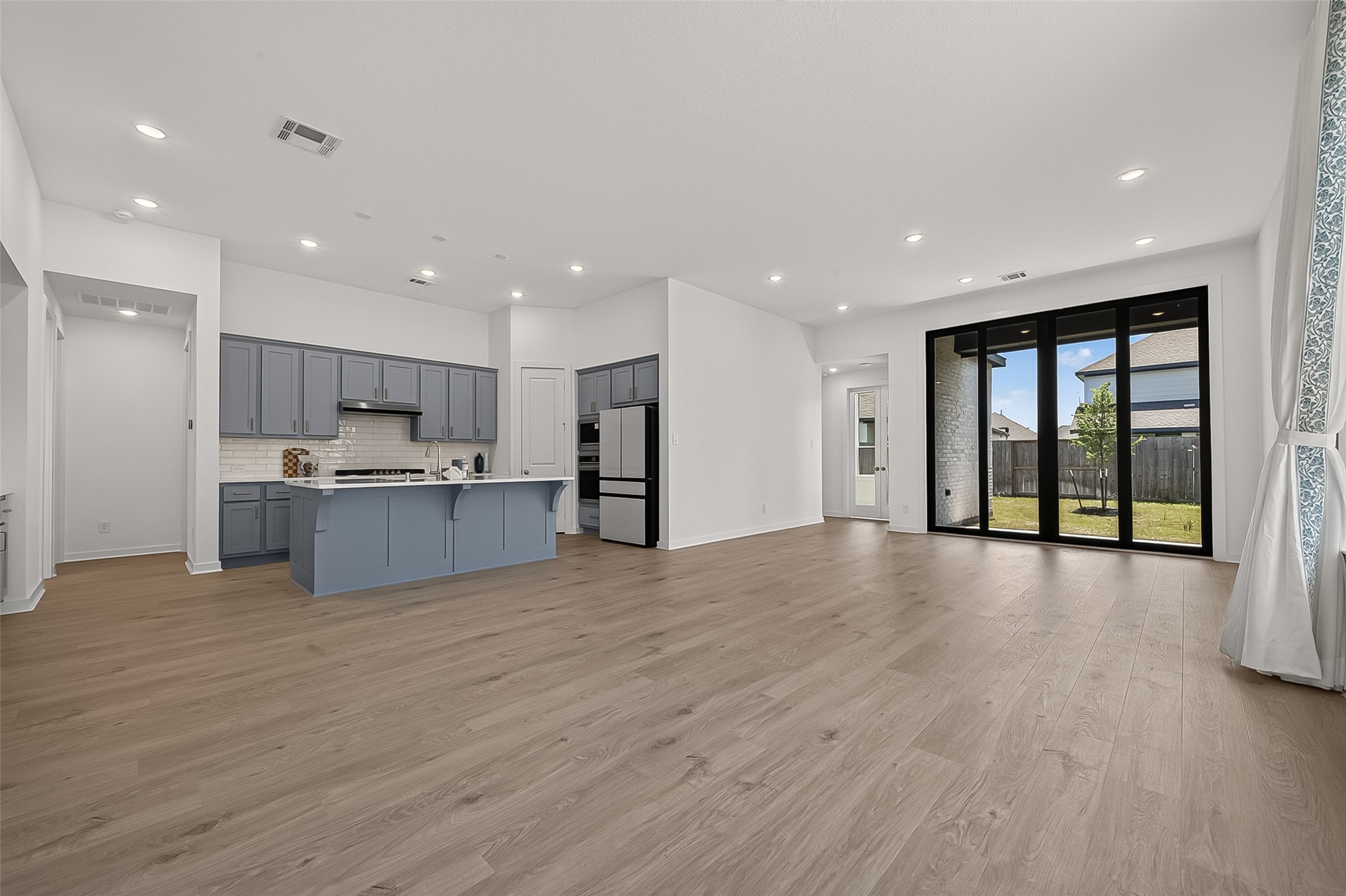 5802 N Reef Ridge Drive Property Photo 8