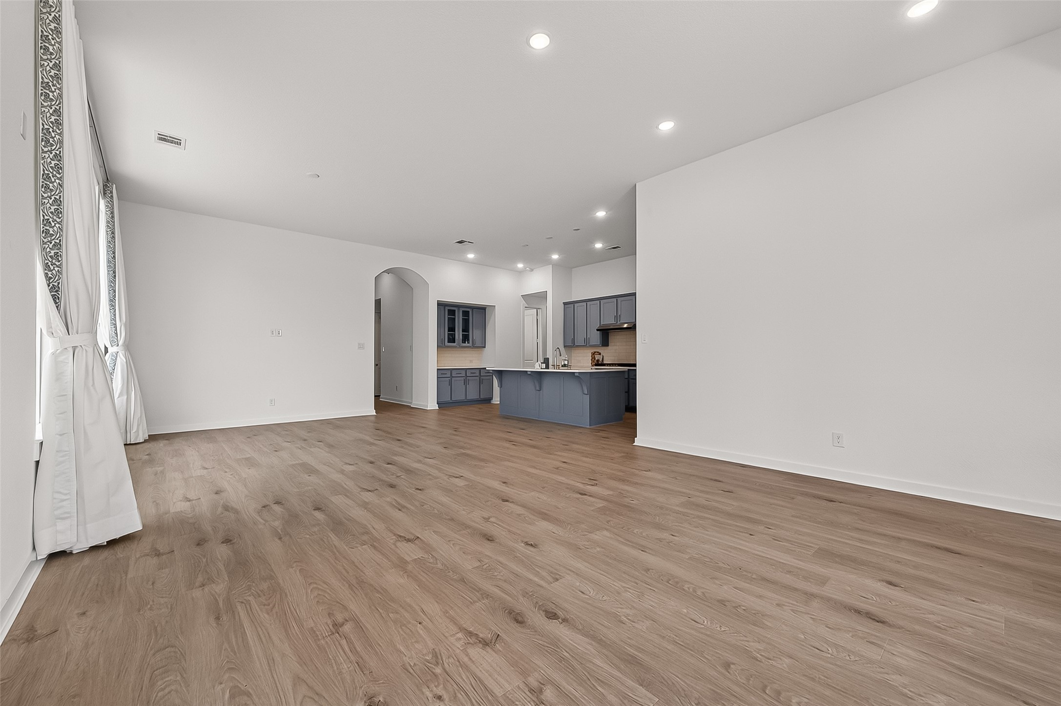 5802 N Reef Ridge Drive Property Photo 9