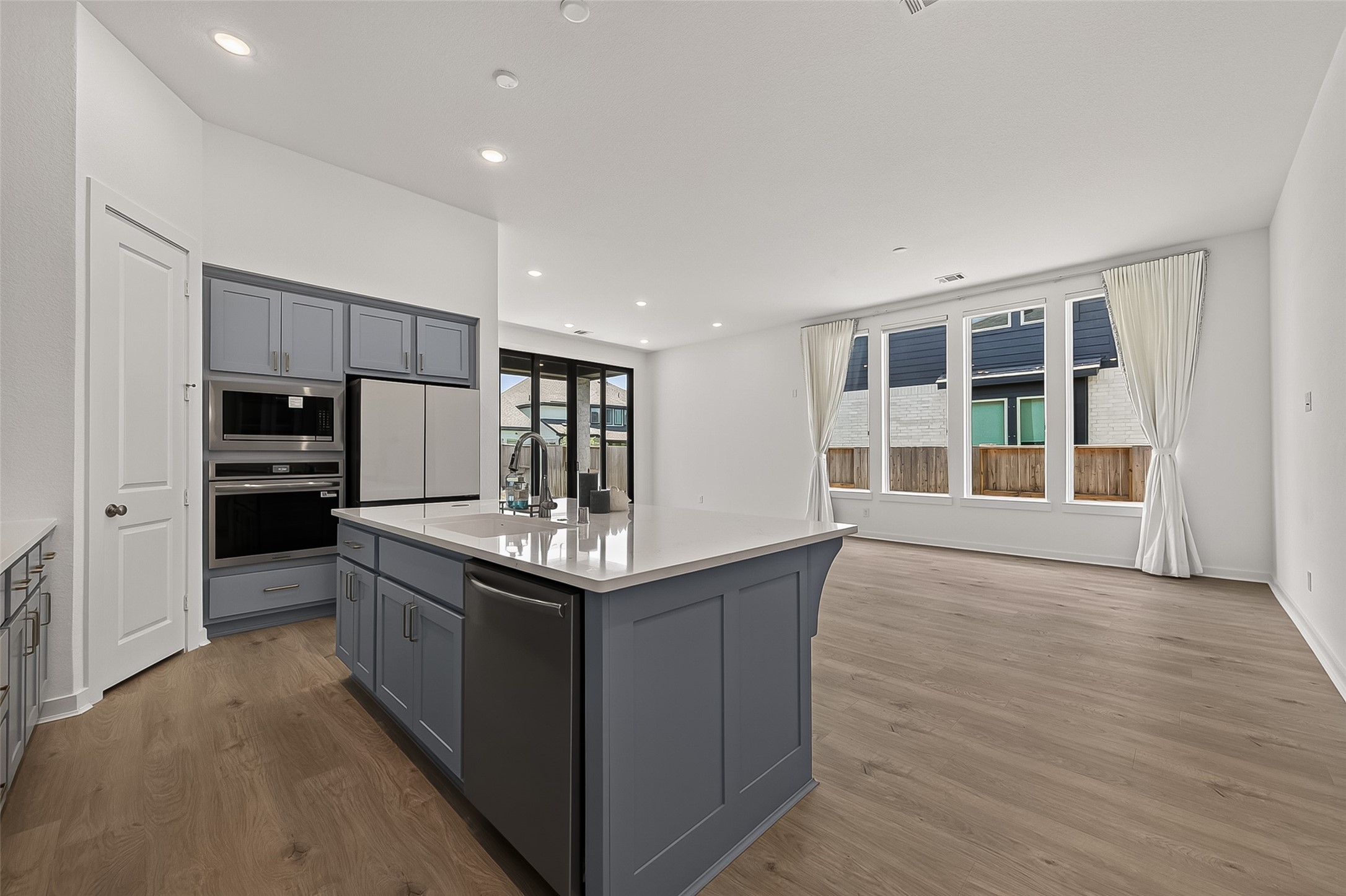 5802 N Reef Ridge Drive Property Photo 15