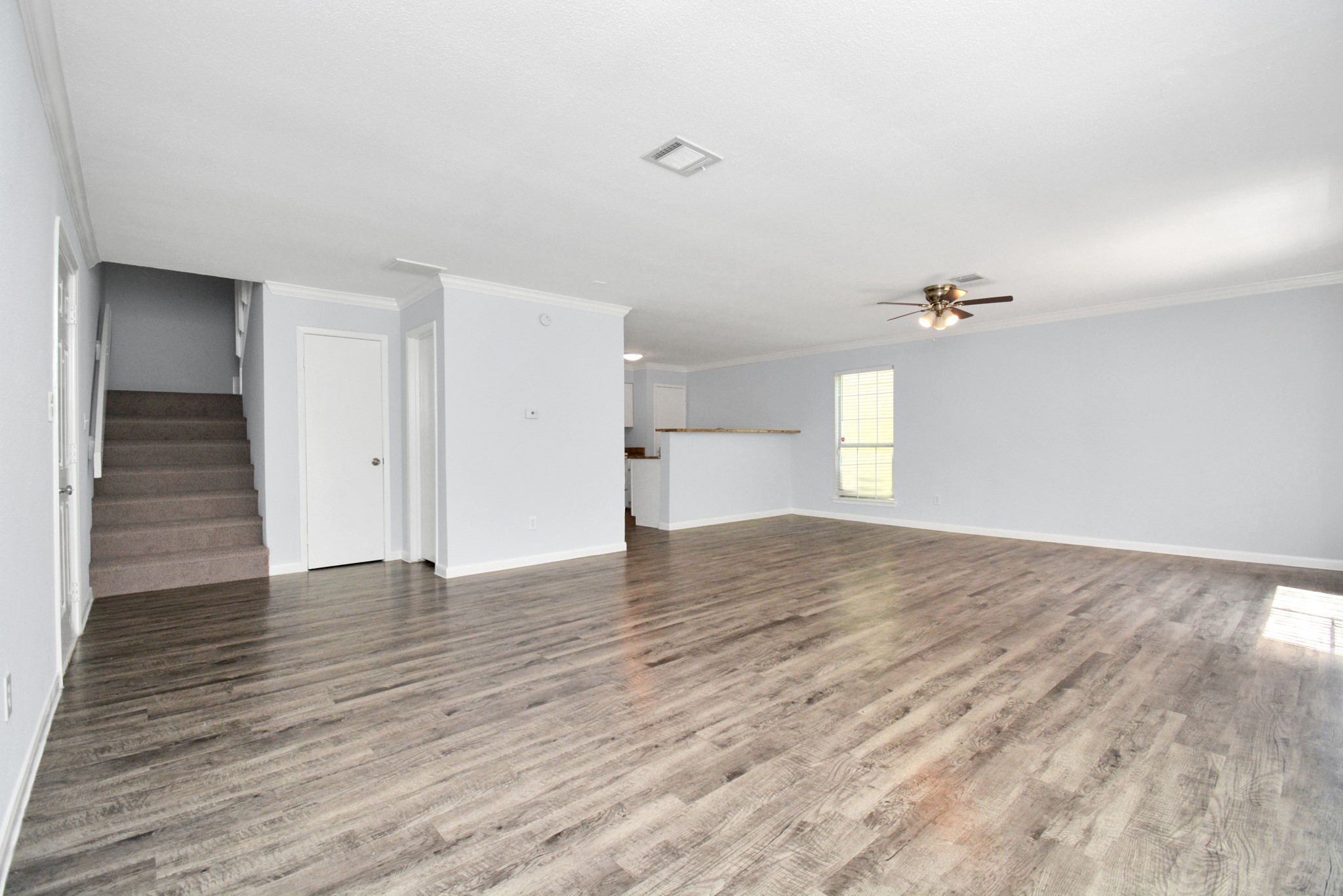 1908 Avenue B Property Photo 4