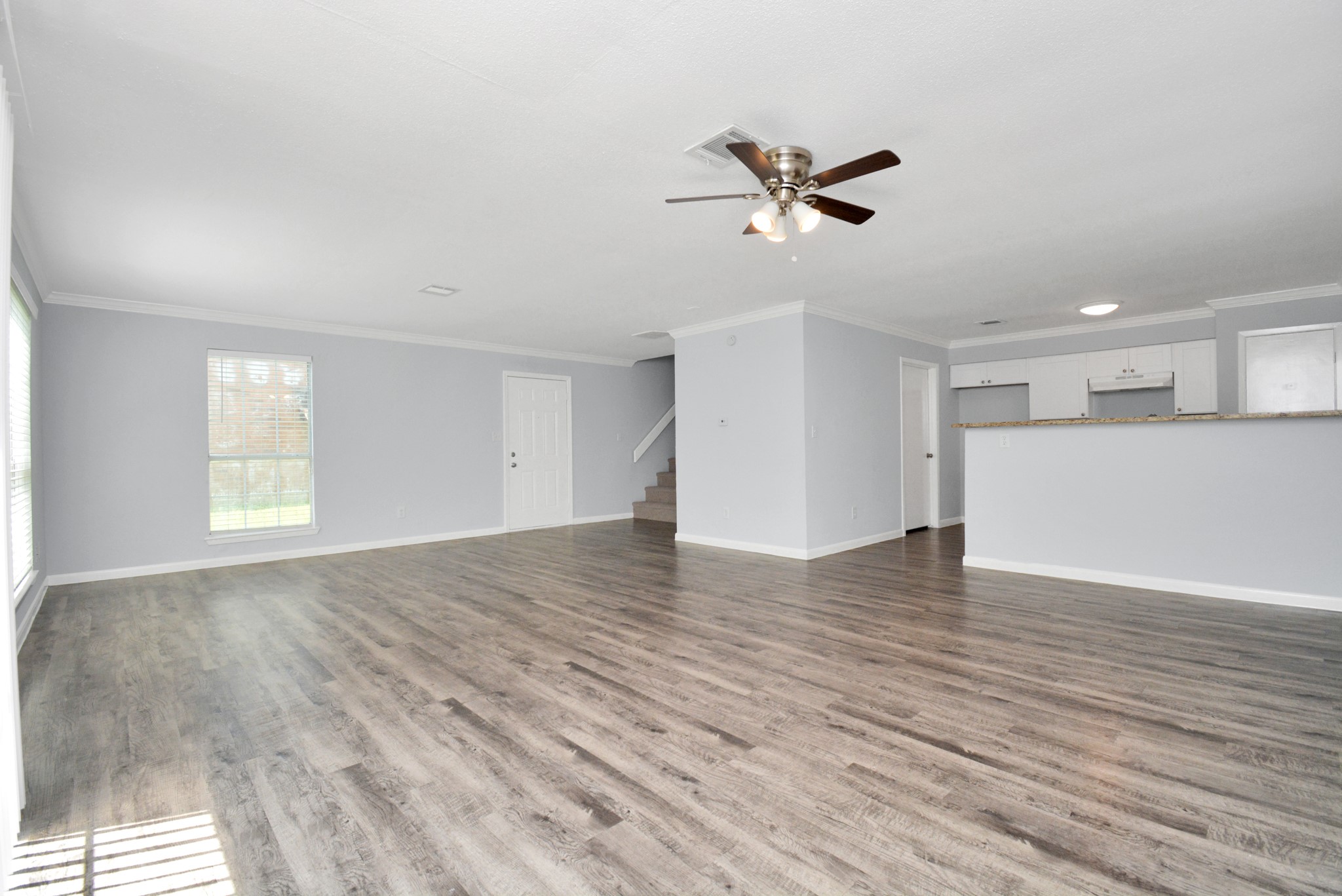 1908 Avenue B Property Photo 7