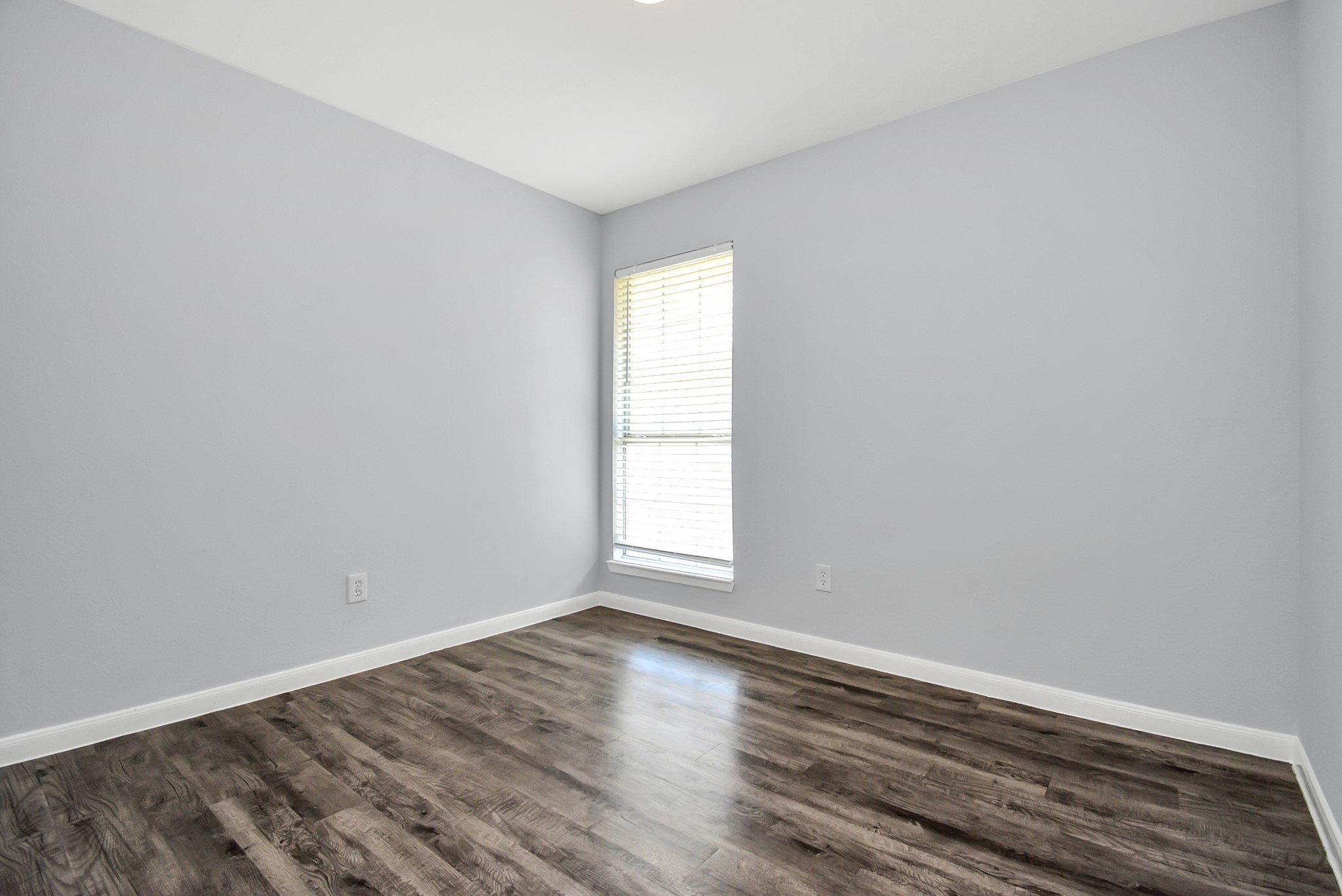 1908 Avenue B Property Photo 24