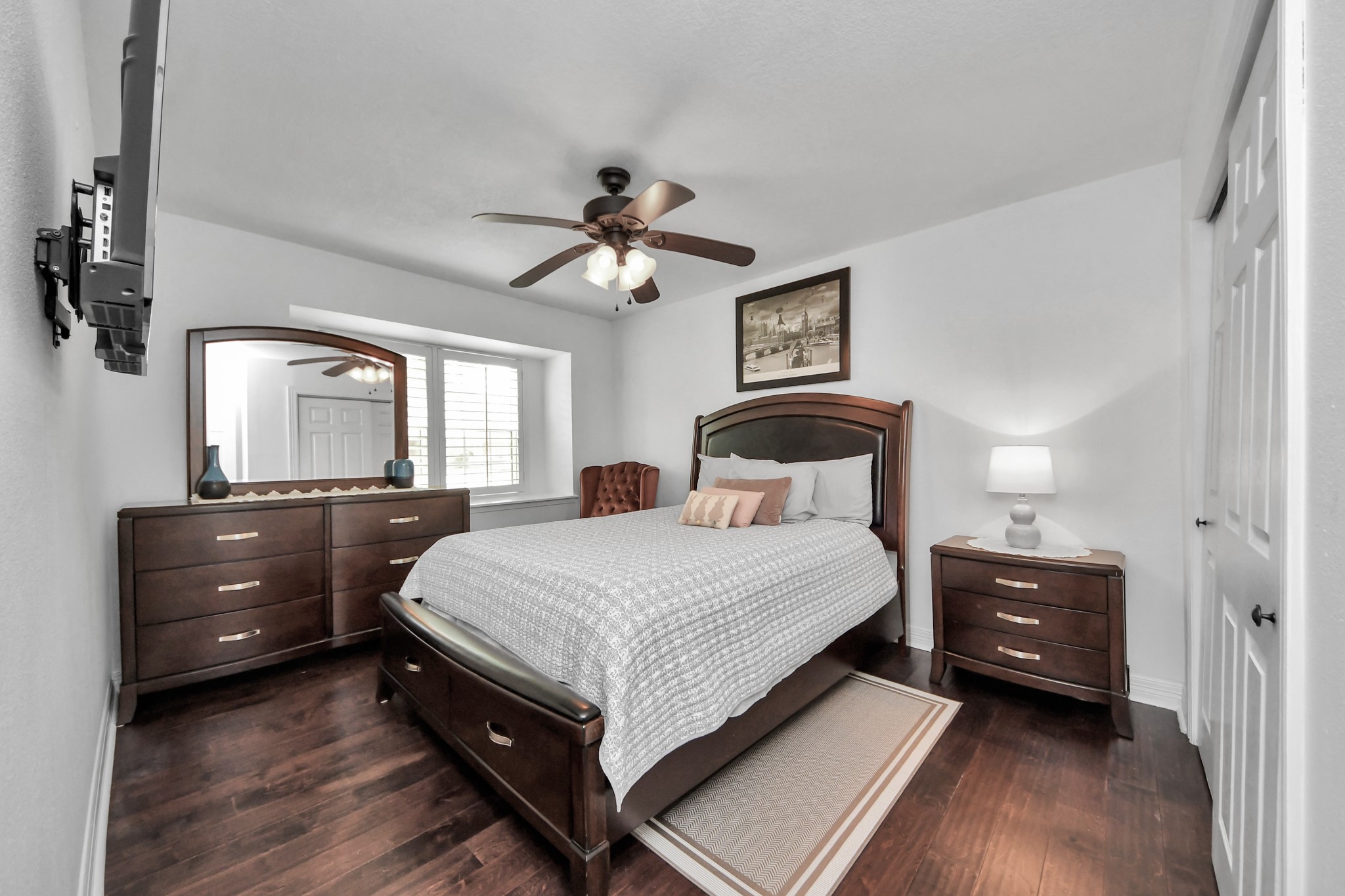 2319 Greyburn Lane Property Photo 32