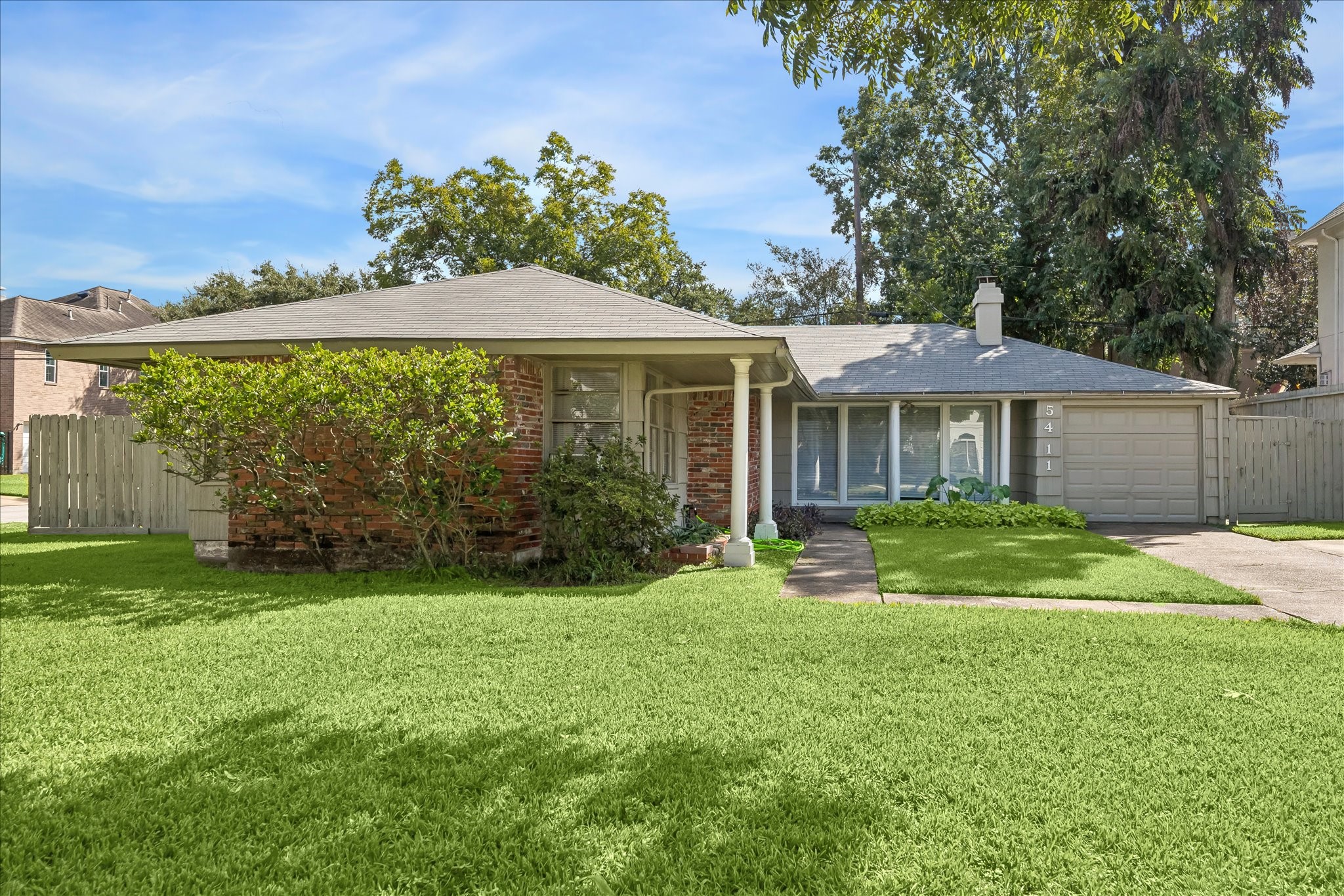 5411 Evergreen Street Property Photo 1