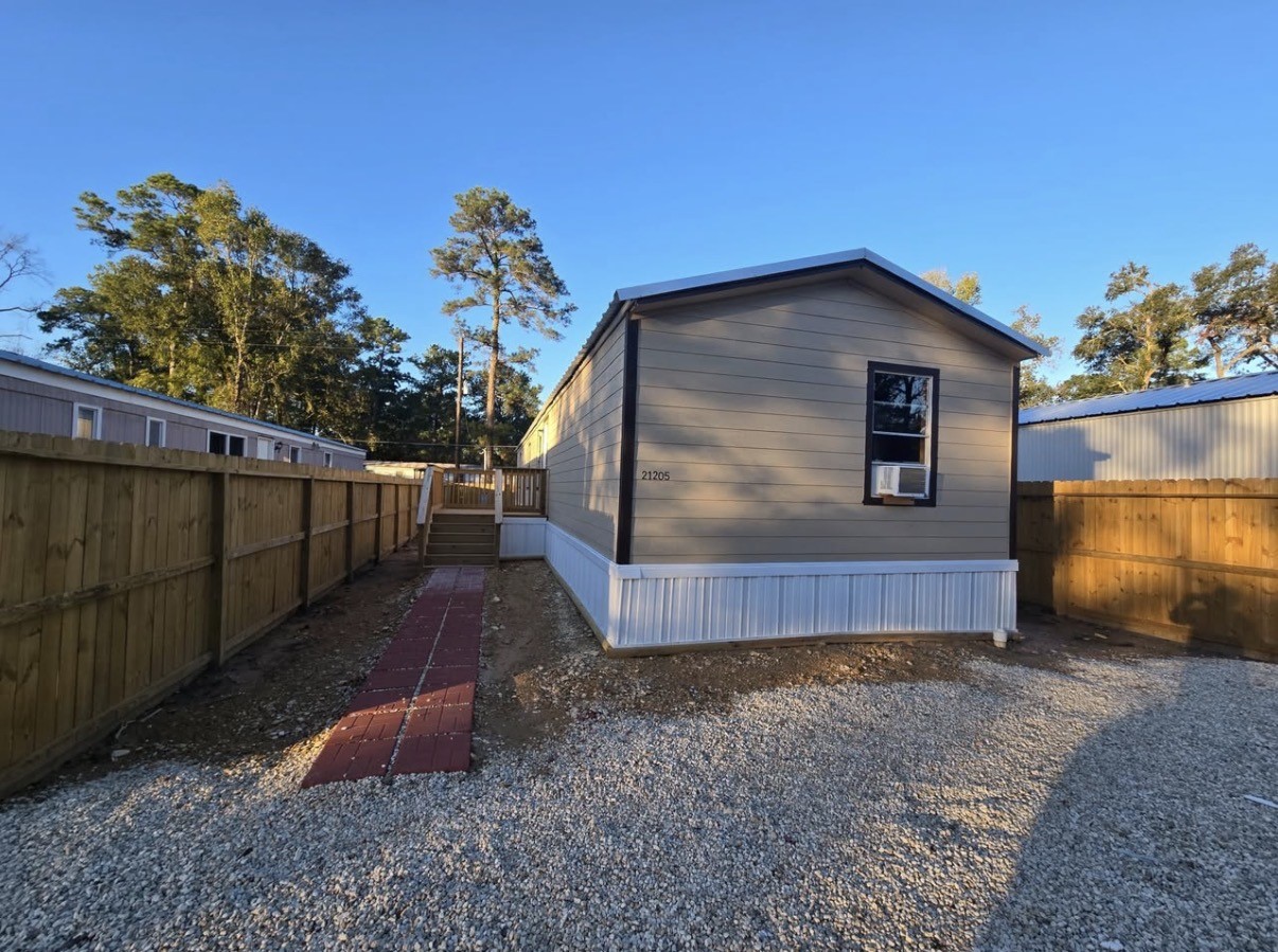21205 Brazos Drive Property Photo 1