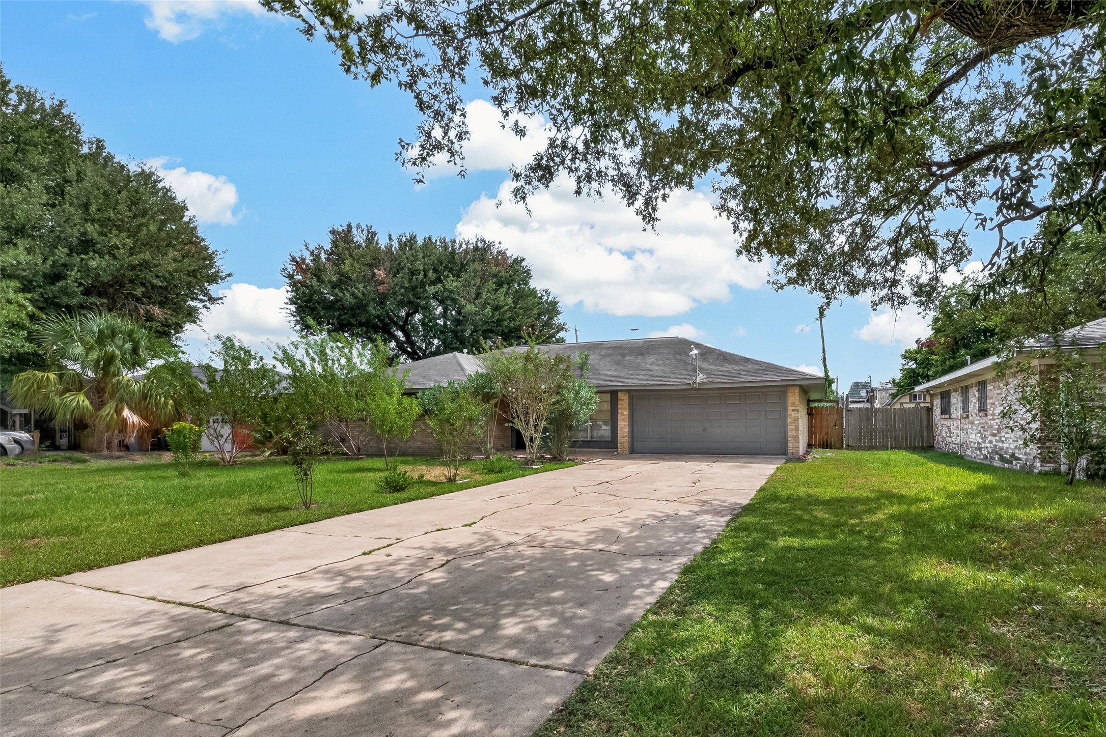 6027 De Moss Drive