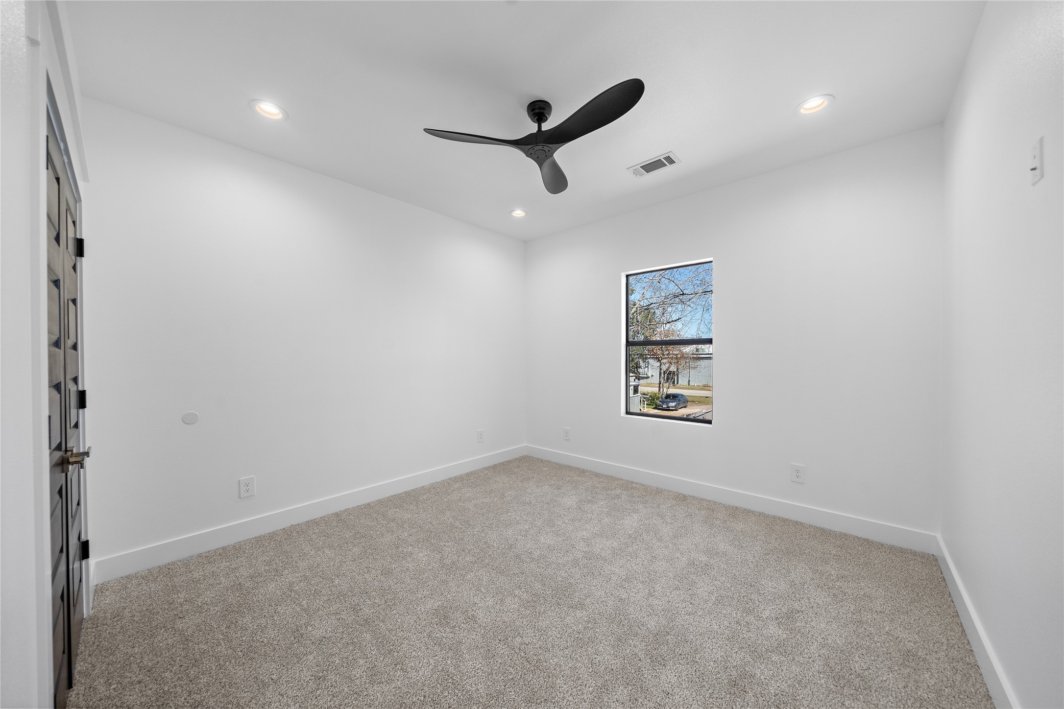 518 Clinton Street A-b Property Photo 19