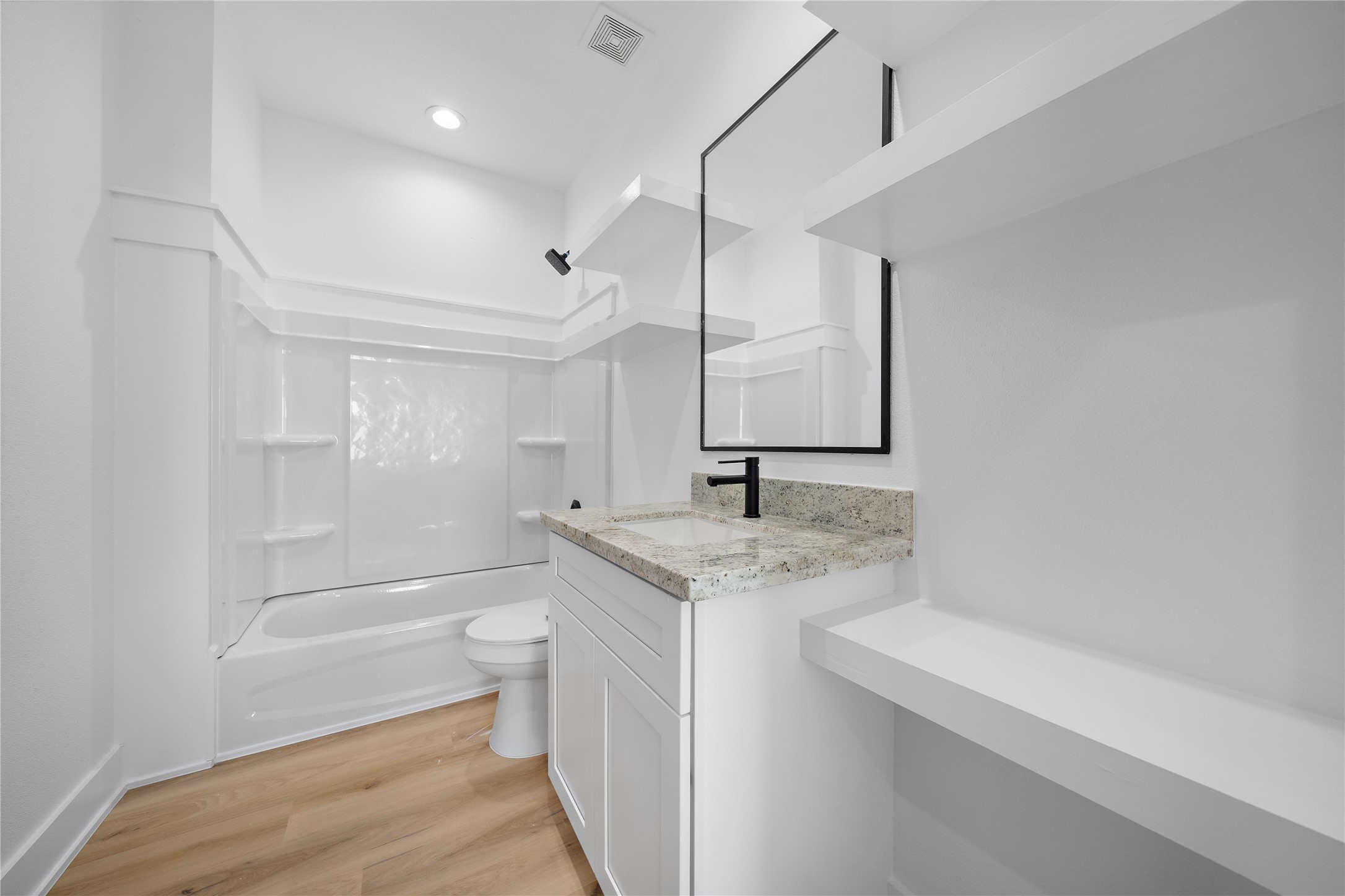 518 Clinton Street A-b Property Photo 21