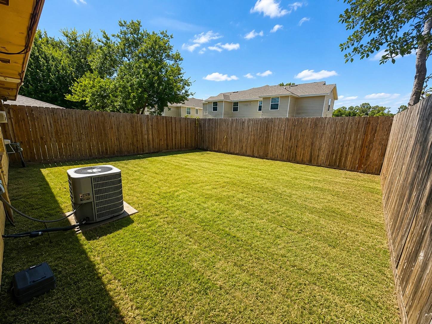 22413 Tree House Lane Property Photo 10