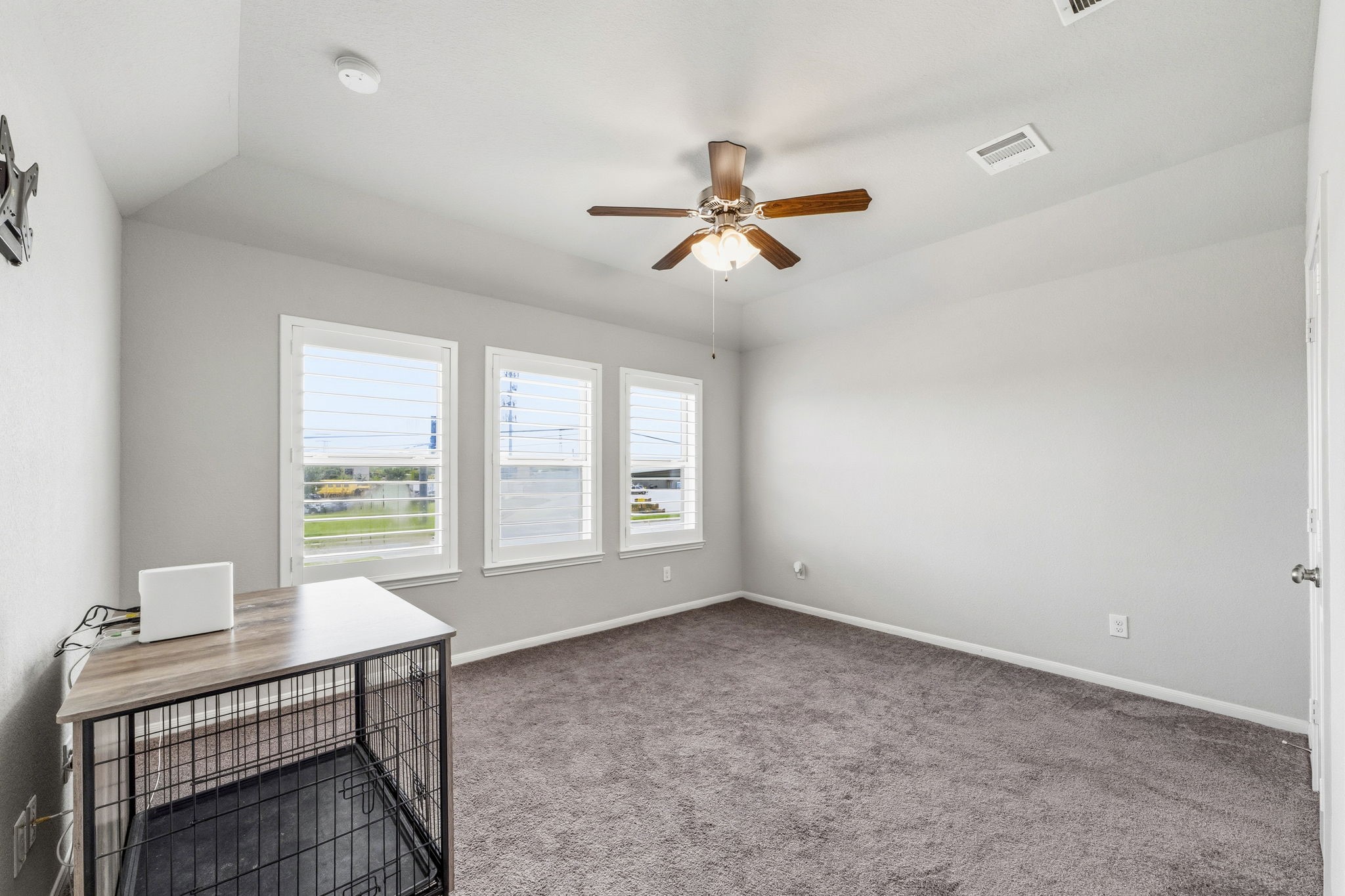 5532 Evanston Lane Property Photo 12
