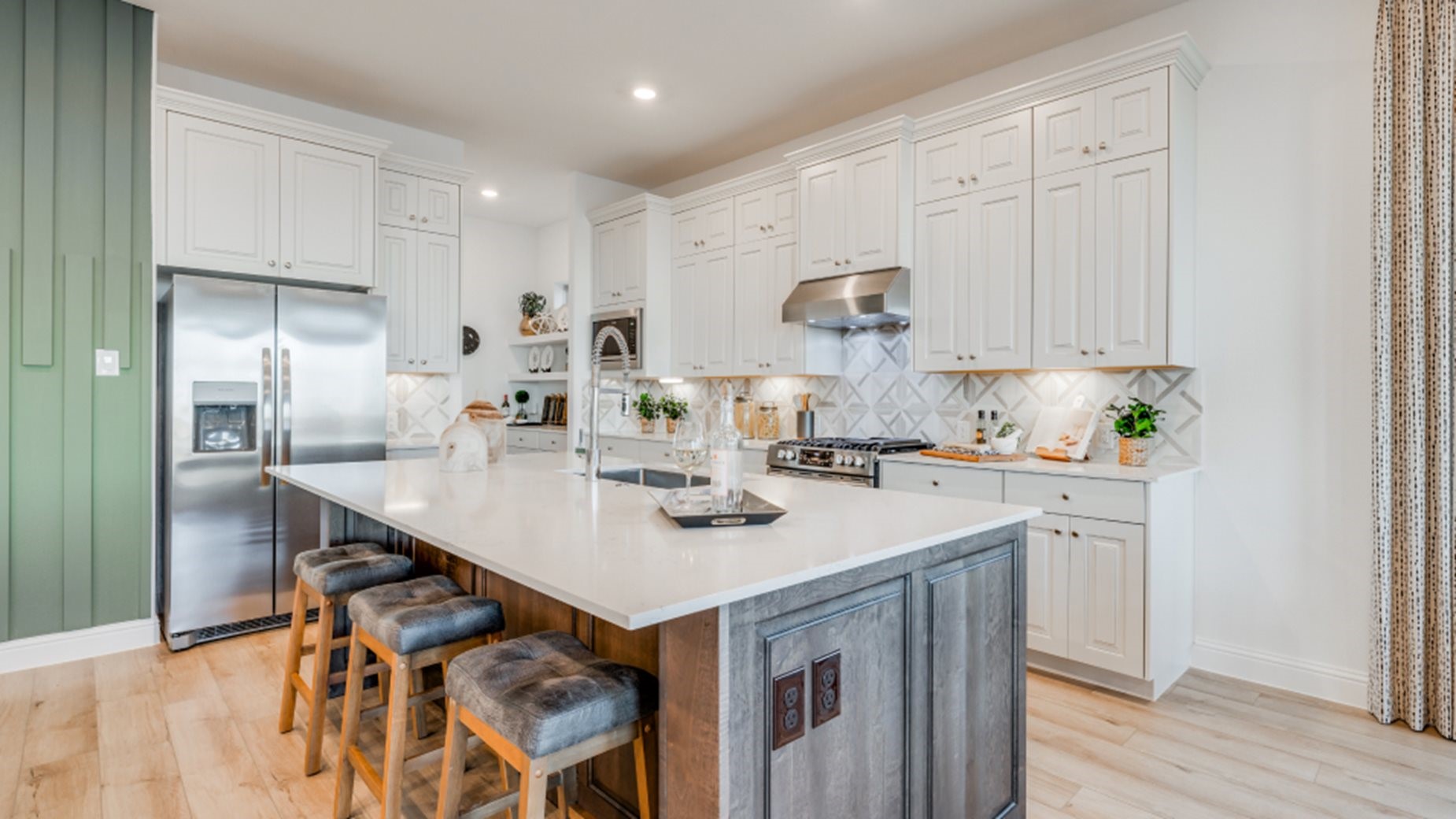 30910 Spring Lily Way Property Photo 1