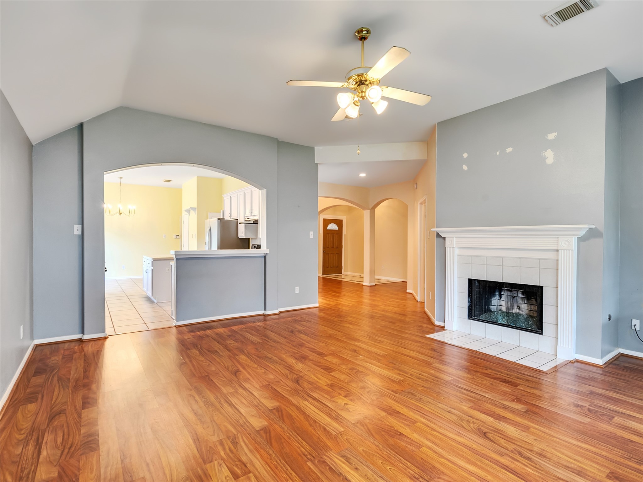 4123 Ridgepoint Drive Property Photo 4