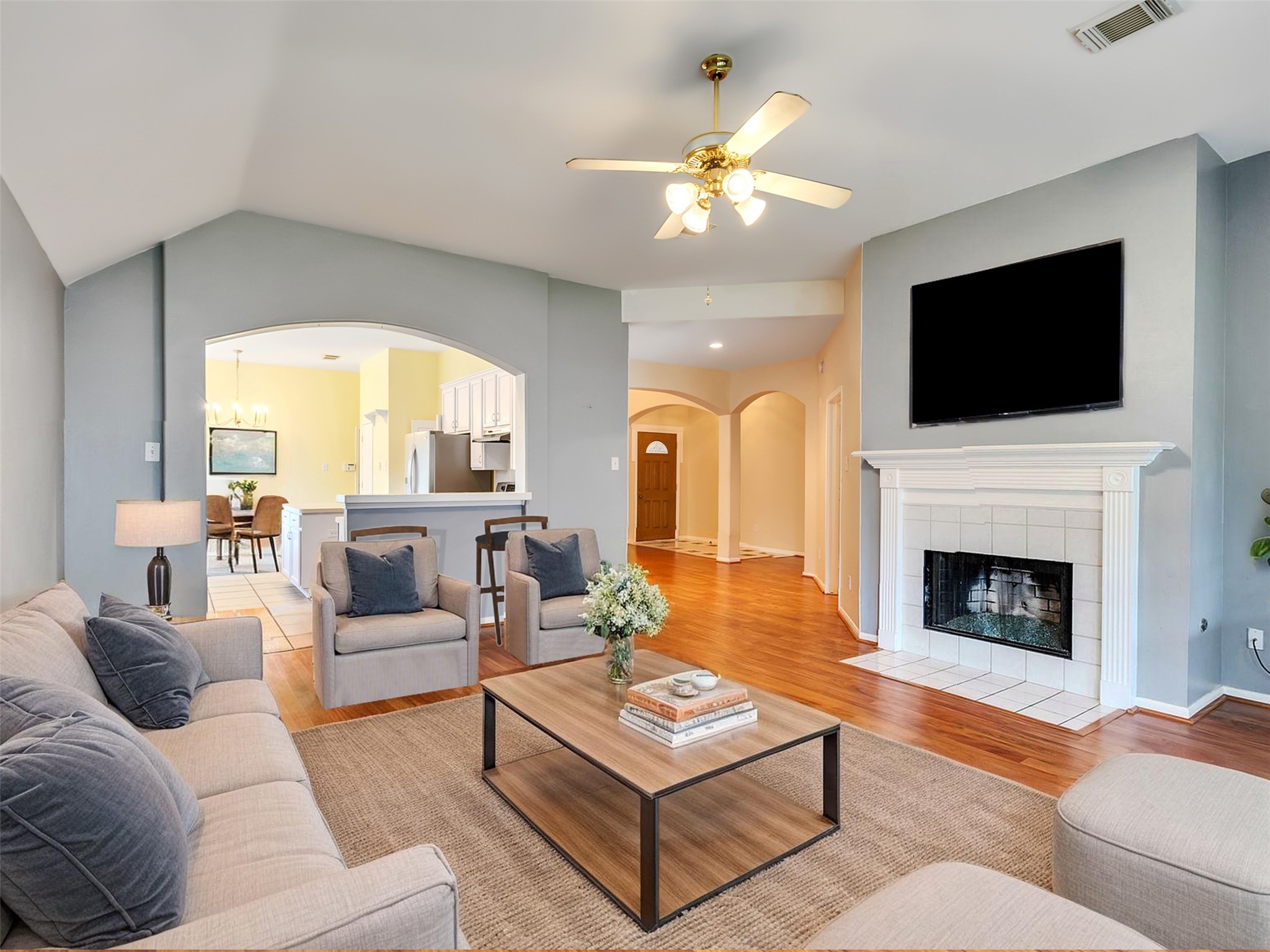 4123 Ridgepoint Drive Property Photo 5